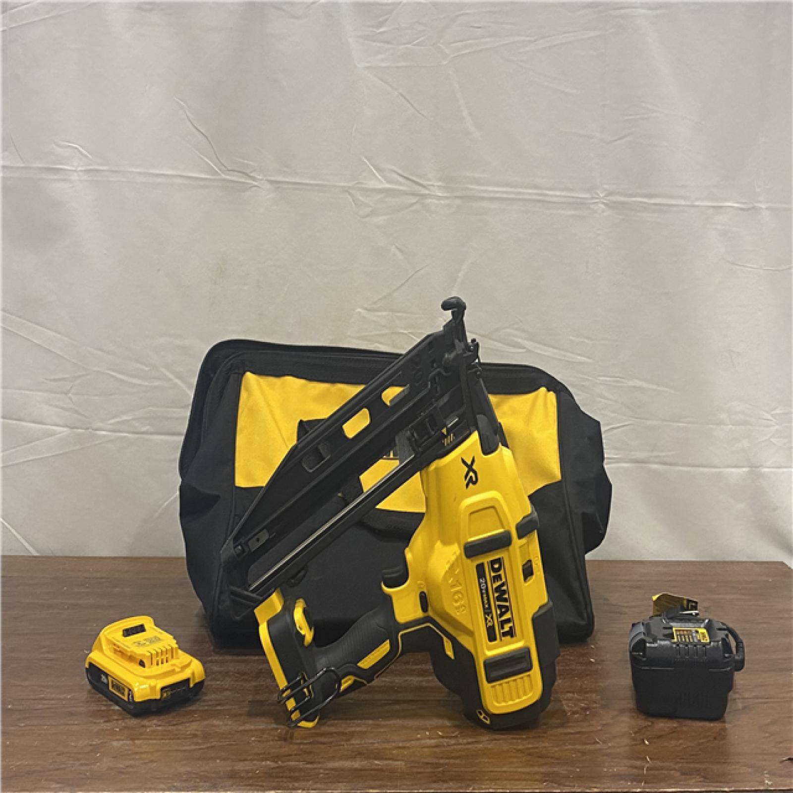 AS-IS DeWalt DCN660D1 20V 16 Gauge Cordless Angled Finish Nailer Kit W/ 2Ah Battery