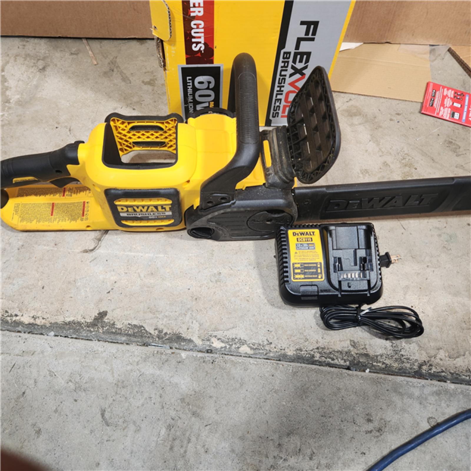 Houston location- AS-IS DEWALT 60V MAX 16in. Brushless Battery Powered Chainsaw Kit with (1) FLEXVOLT 2Ah Battery & Charger