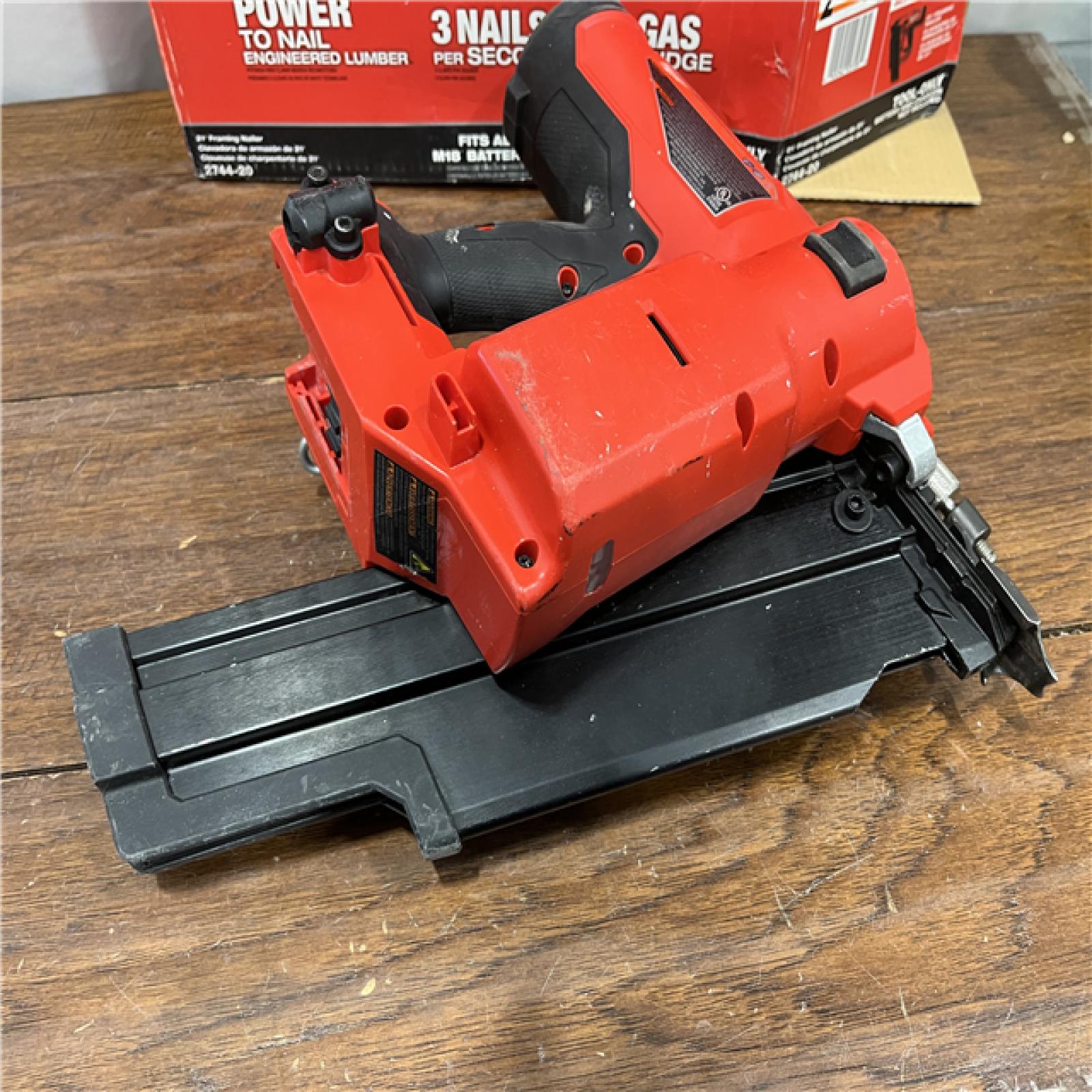 AS-IS Restored Milwaukee 2744-20 M18 FUEL 3-1/2 in. 18-Volt 21-Degree Lithium-Ion Brushless Cordless Framing Nailer (Tool-Only) (Refurbished)