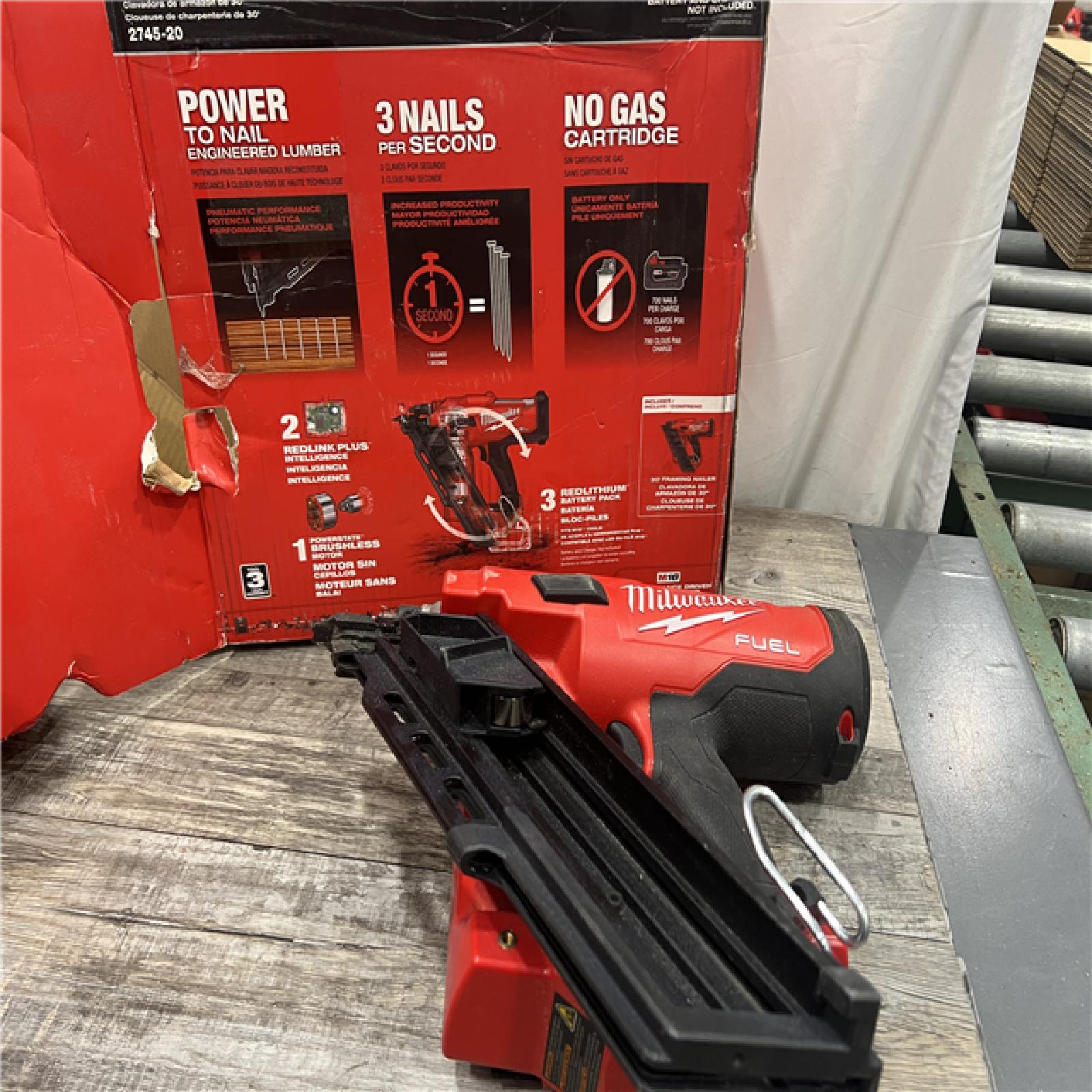 AS-IS MILWAUKEE  M18 FUEL 3-1/2 in. 18-Volt 30-Degree Lithium-Ion Brushless Cordless Framing Nailer (Tool-Only)