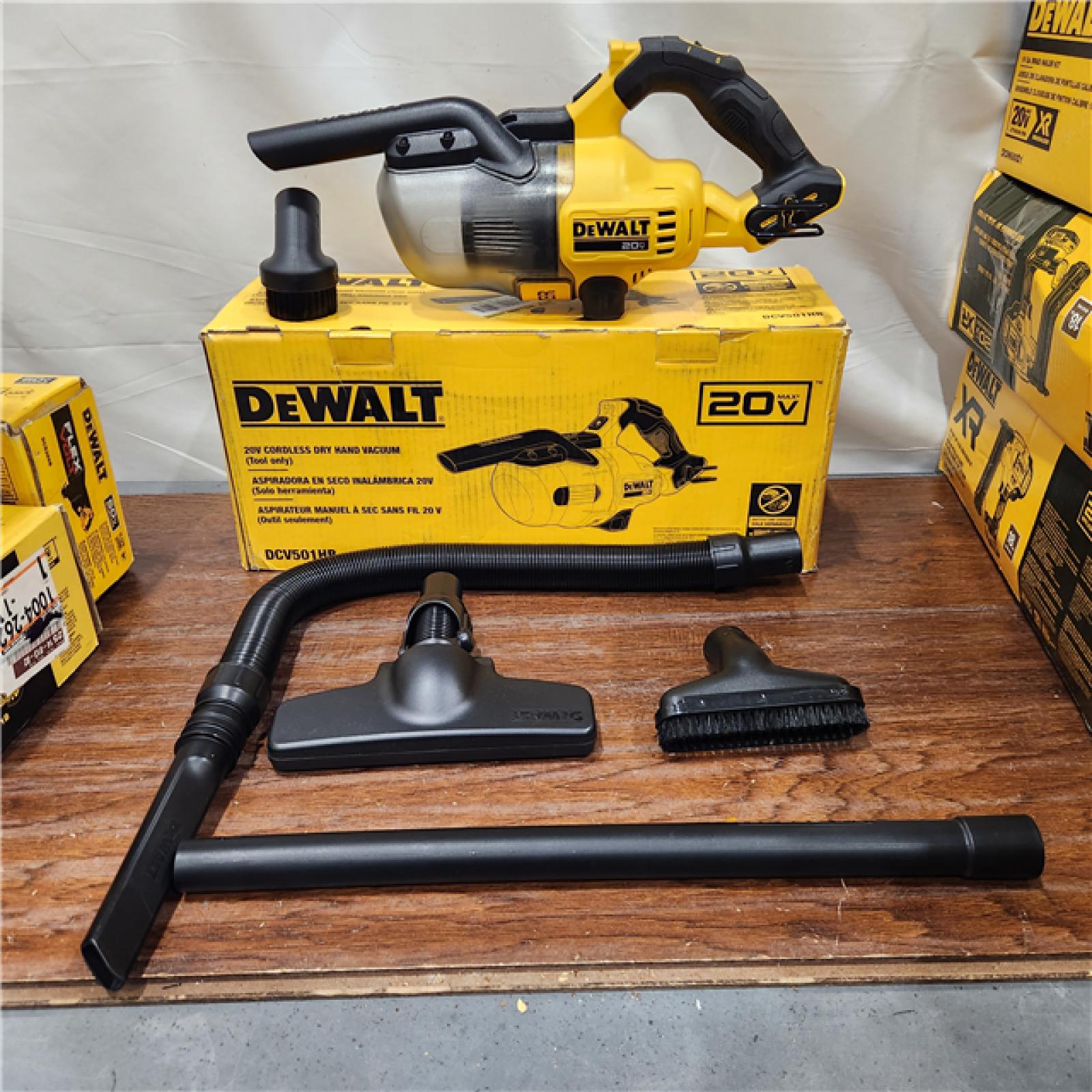 AS-IS DEWALT 20V Lithium-Ion Cordless Dry Hand Vacuum kit  (Tool Only)