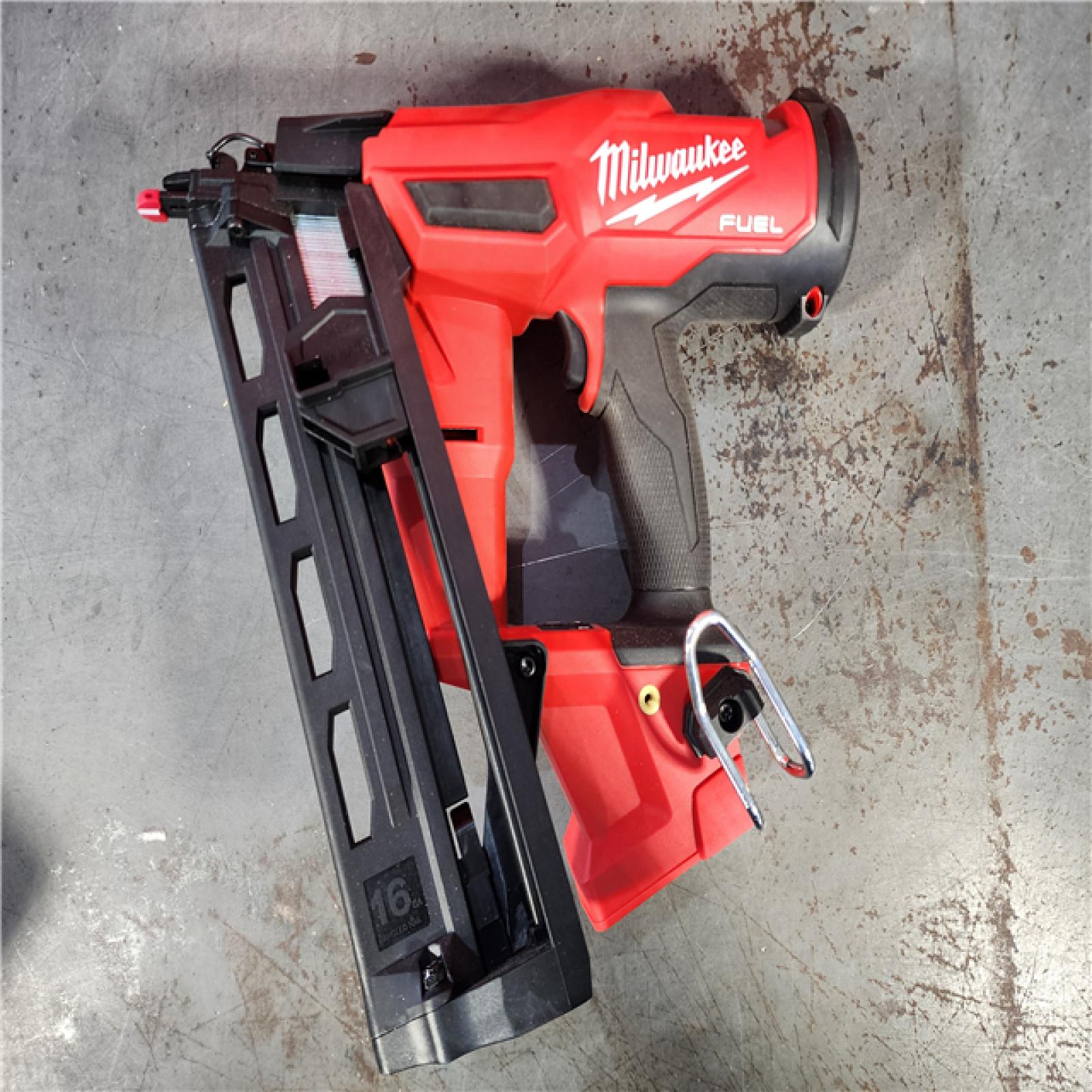 HOUSTON LOCATION - AS-IS Milwaukee 2841-20 18V Cordless Gen II 16 Gauge Angled Finish Nailer (Tool Only)