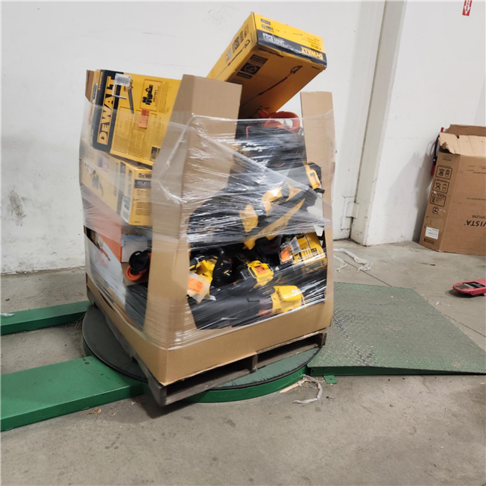 Dallas Location - As-Is DEWALT Tool Pallet