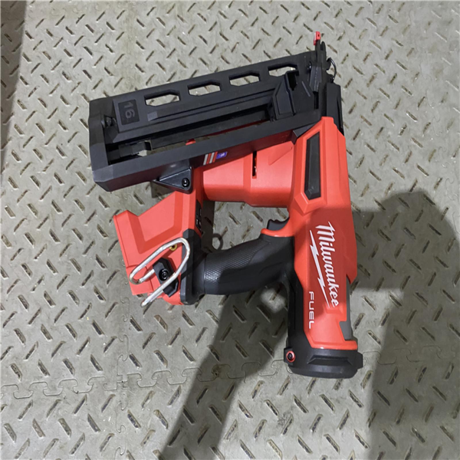 Houston location AS-IS Milwaukee 2841-20 18V Cordless Gen II 16 Gauge Angled Finish Nailer (Tool Only)