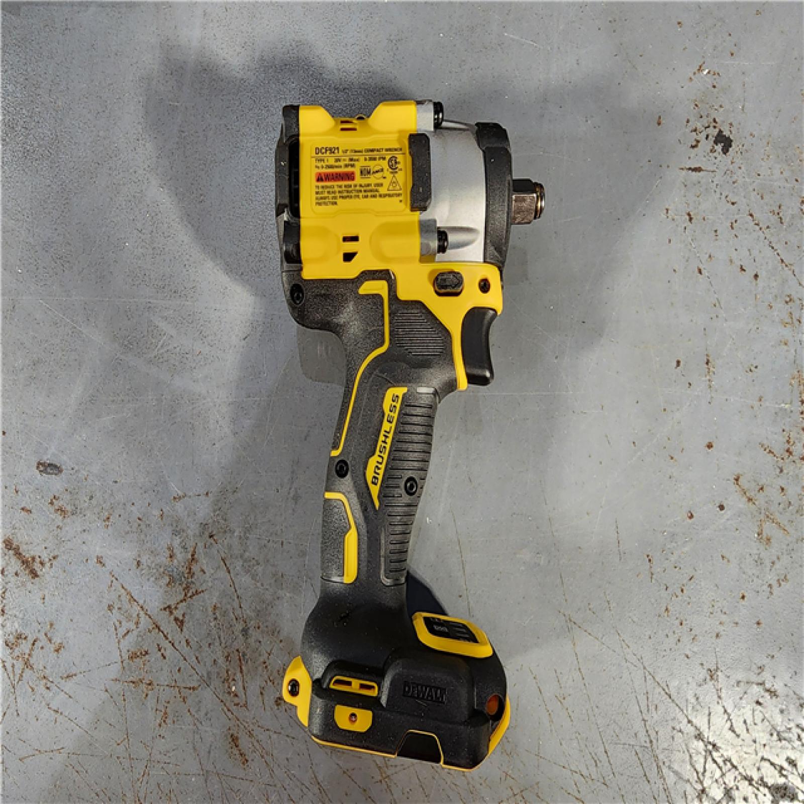 HOUSTON LOCATION - AS-IS (APPEARS LIKE NEW) DeWALT DCF921E1 20V Atomic 1/2 Compact Impact Wrench Kit W/ POWERSTACK Battery