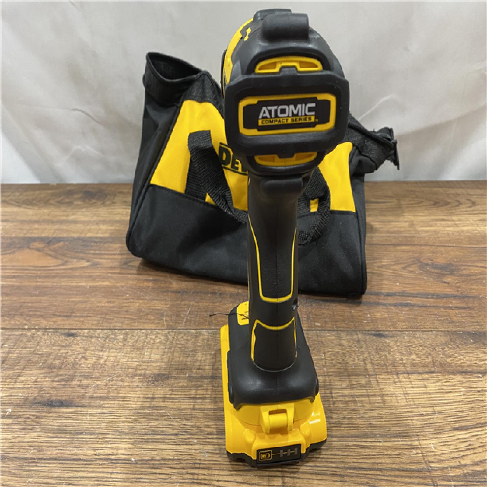 AS IS DEWALT ATOMIC 20V MAX* Brushless Cordless Compact 1/4 in. Impact Driver Kit