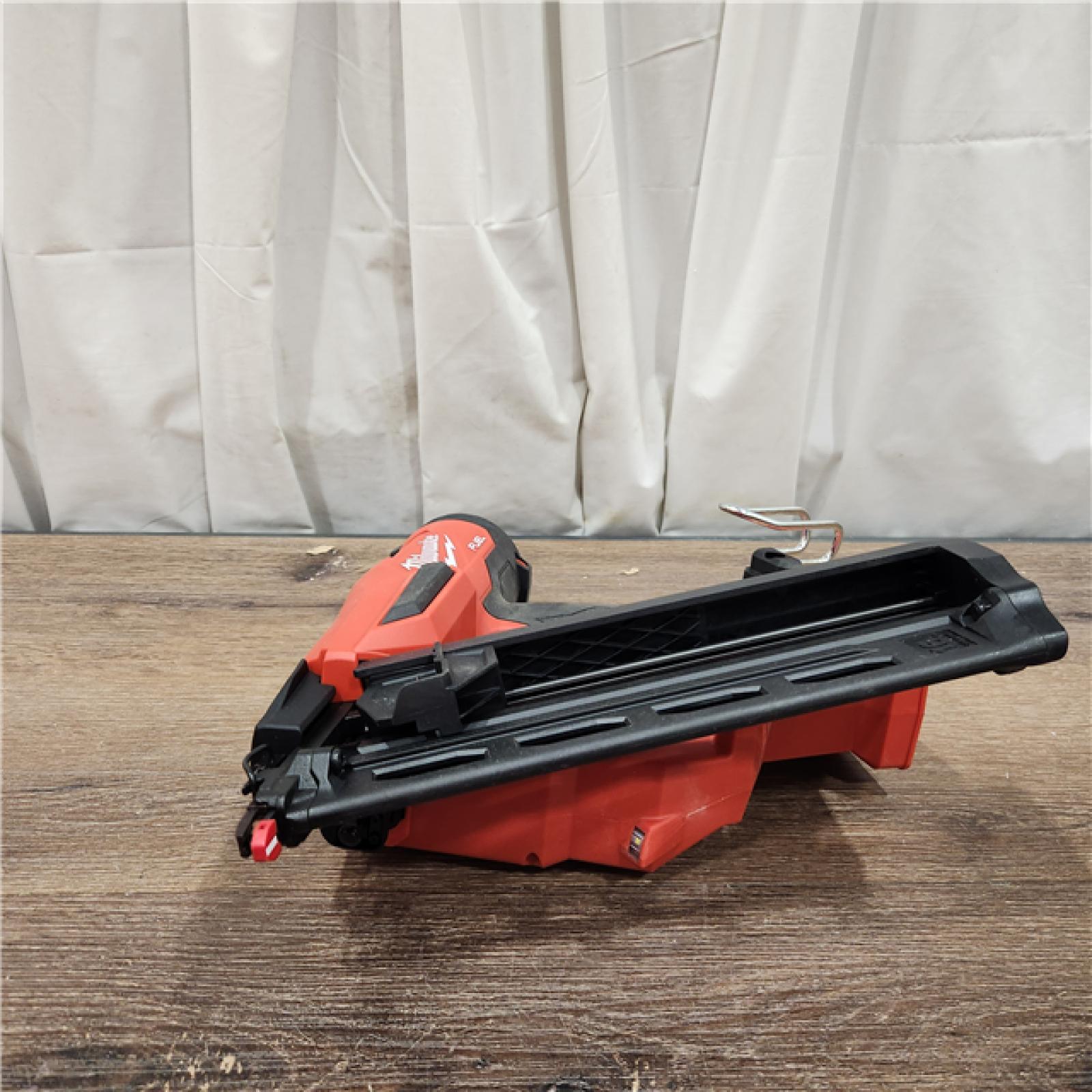 AS-IS Milwaukee 2841-20 18V Cordless Gen II 16 Gauge Angled Finish Nailer (Tool Only)