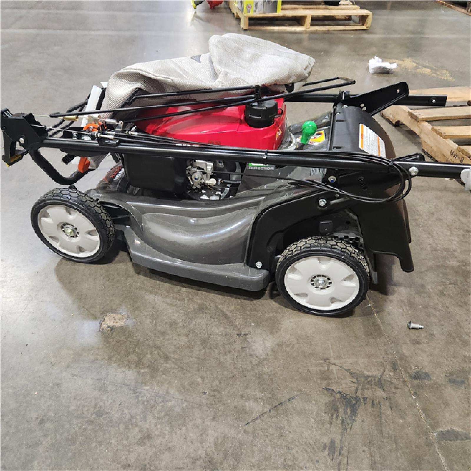 Dallas Location - As-Is Honda HRX217K6HYA Lawnmower