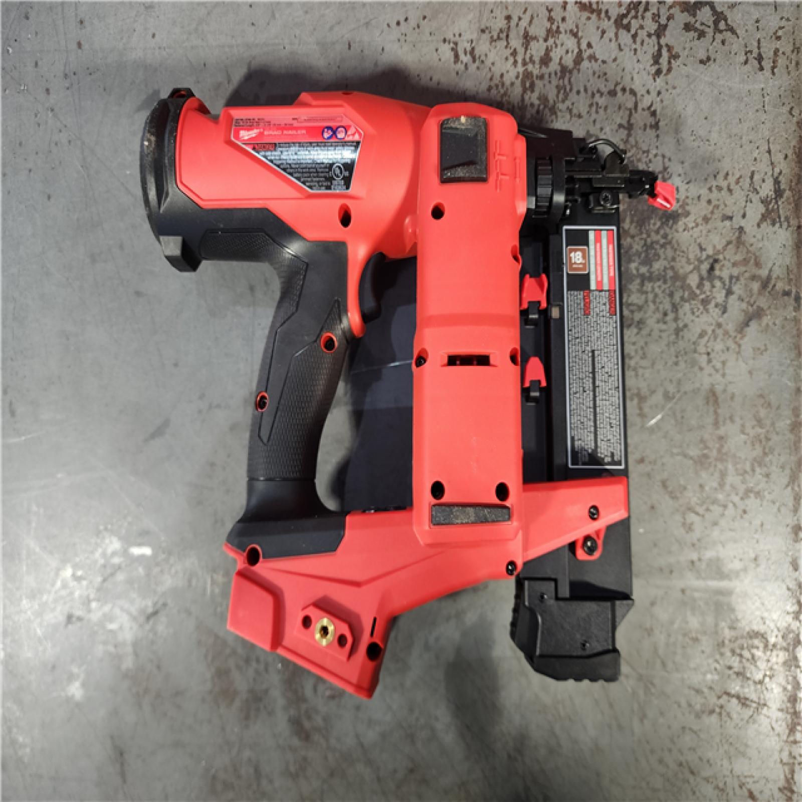 HOUSTON LOCATION - AS-IS Milwaukee M18 Fuel 18V Brushless 18-Gauge Brad Nailer 2746-20 (Bare Tool)