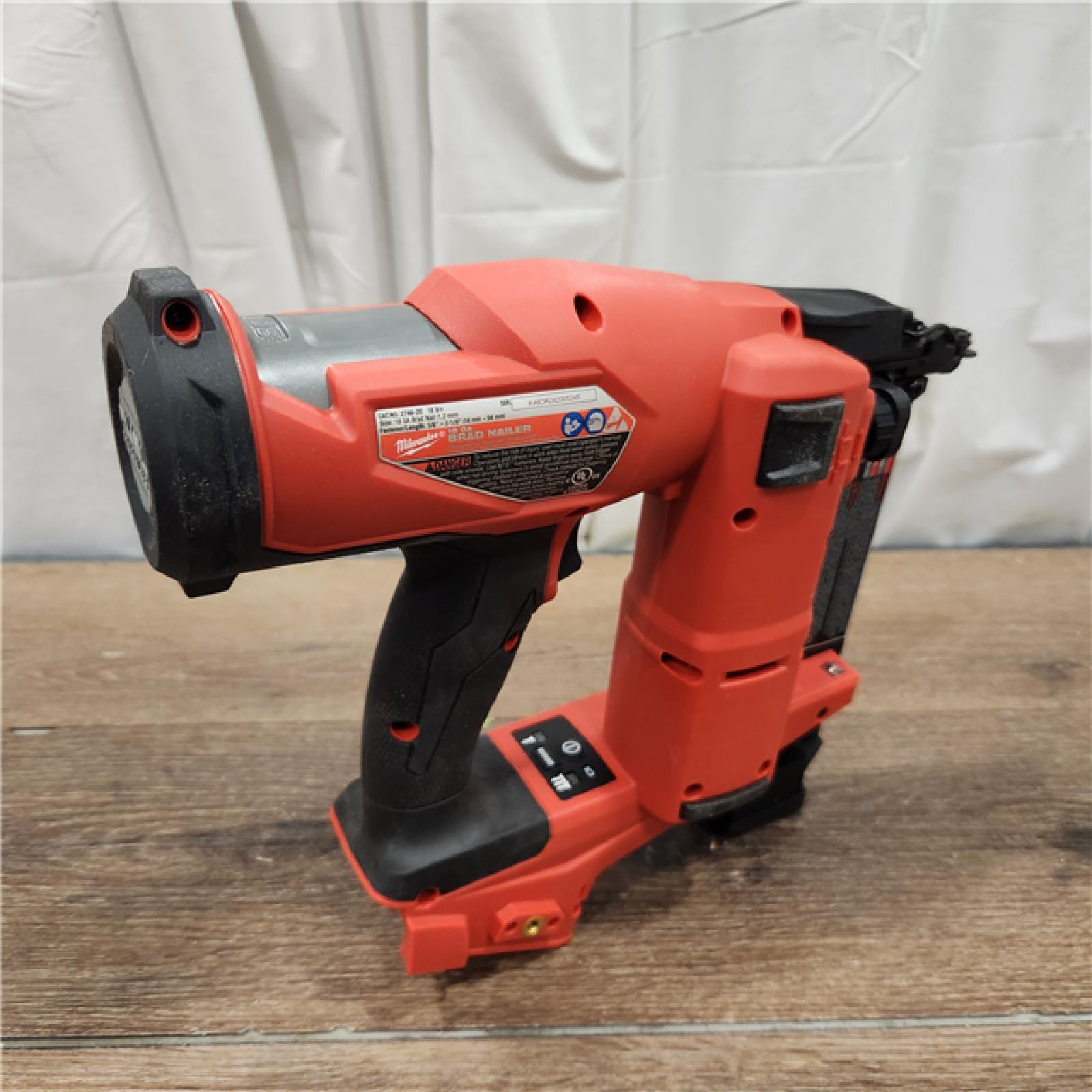 AS-IS Milwaukee M18 FUEL 18 Gauge Brad Nailer