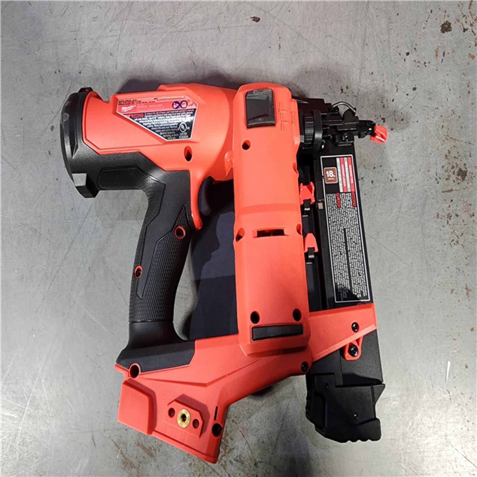 HOUSTON LOCATION - AS-IS (APPEARS LIKE NEW) Milwaukee M18 Fuel 18V Brushless 18-Gauge Brad Nailer 2746-20 (Bare Tool)