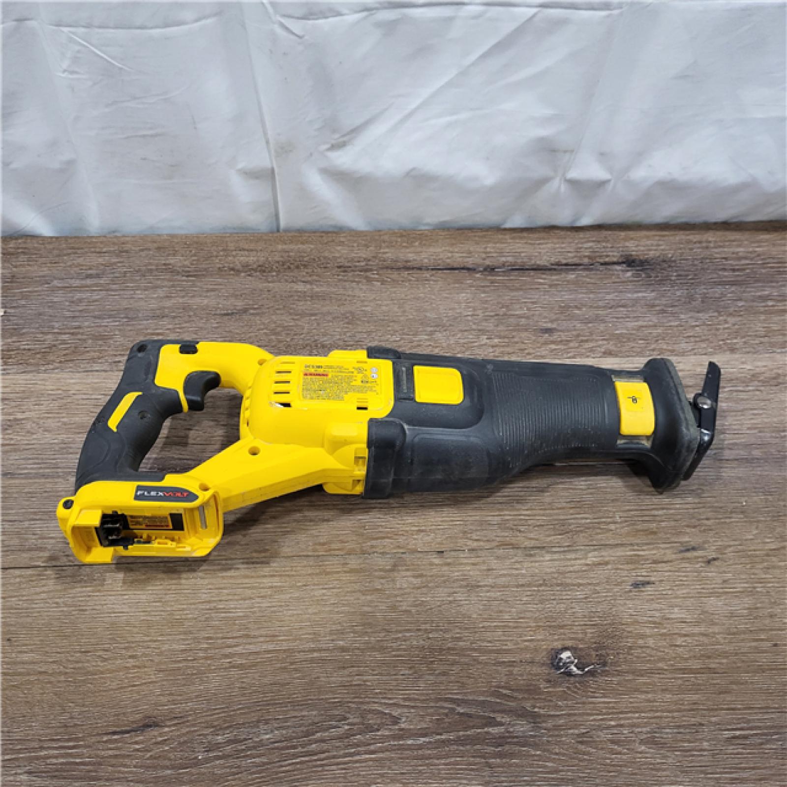 AS-IS DeWalt DCS389B FLEXVOLT 60V MAX Cordless Brushless Reciprocating Saw (Tool-Only)