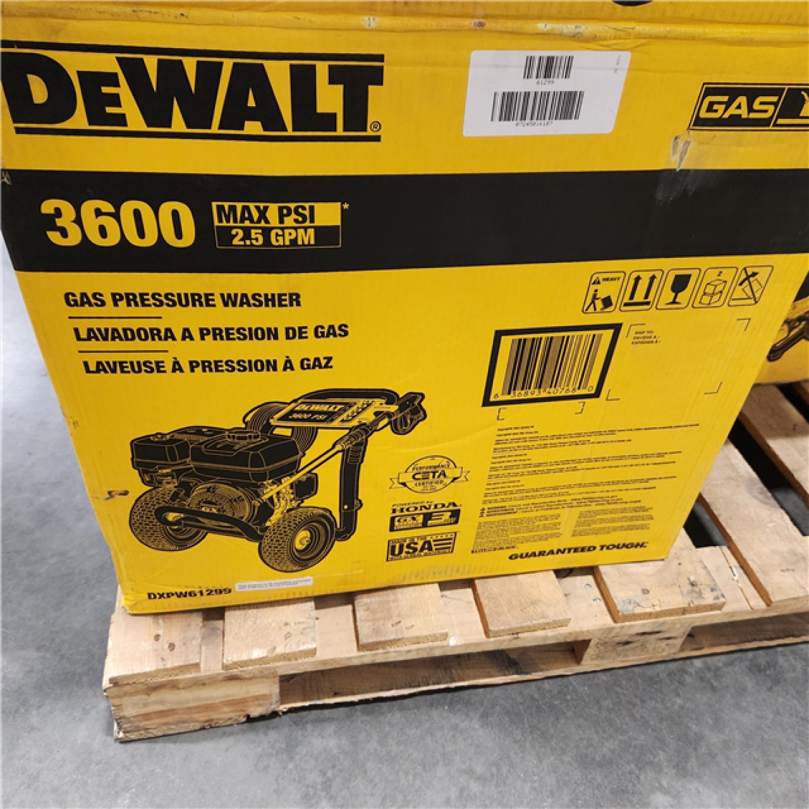 Dallas Location - As-Is DEWALT 3600 PSI 2.5 GPM Gas  Pressure Washer