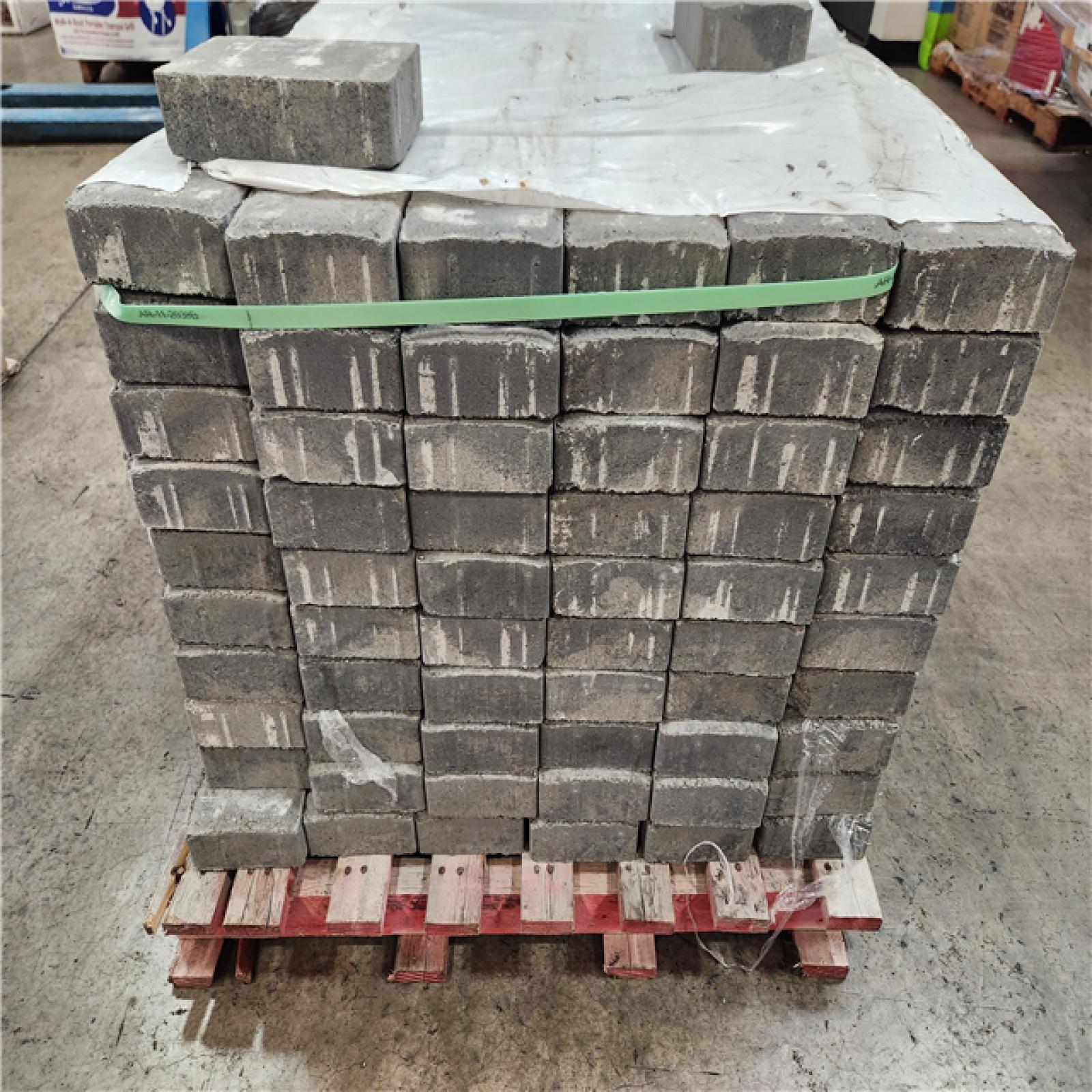 Phoenix Location Pavestone (Brand Rating: 4.2/5) Plaza 8.27 in. L x 5.51 in. W x 2.36 in. H Rectangle Granite Blend Concrete Paver (303-Pieces/96 sq. ft./Pallet)