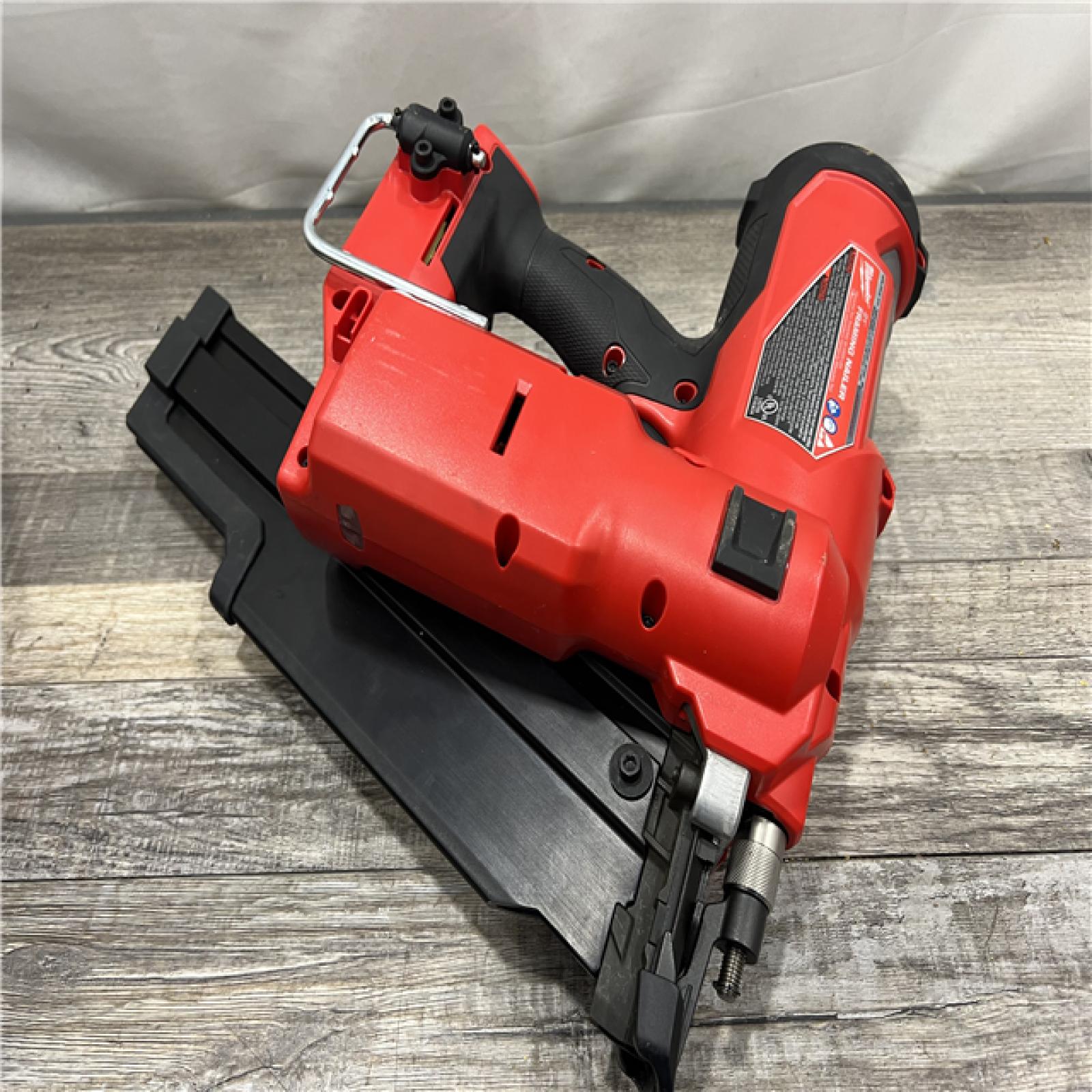 AS-IS Milwaukee 2744-20 M18 FUEL 21-Degree Cordless Framing Nailer (Tool Only)