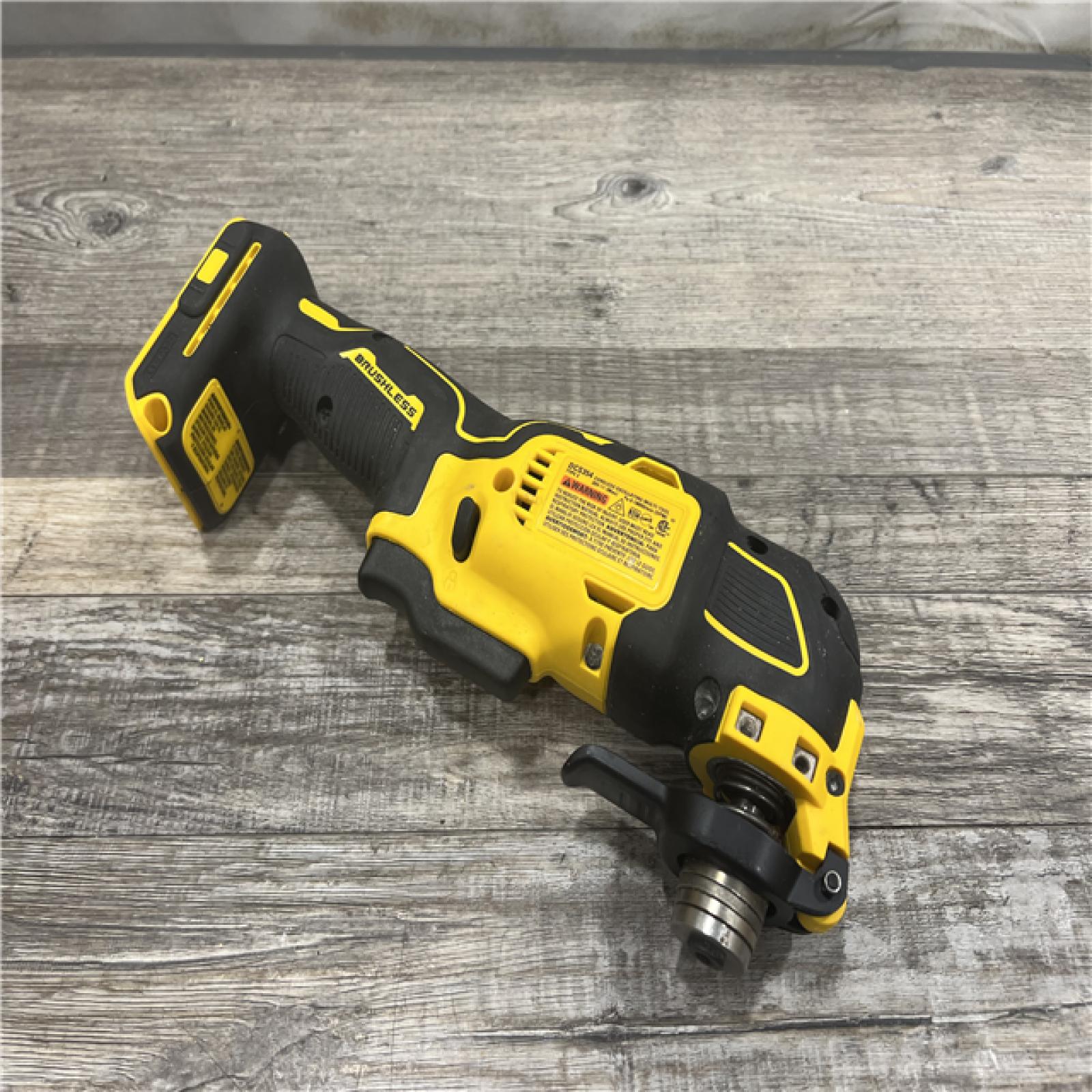 AS-IS DEWALT ATOMIC 20V MAX Cordless Brushless Oscillating Multi Tool (Tool Only)