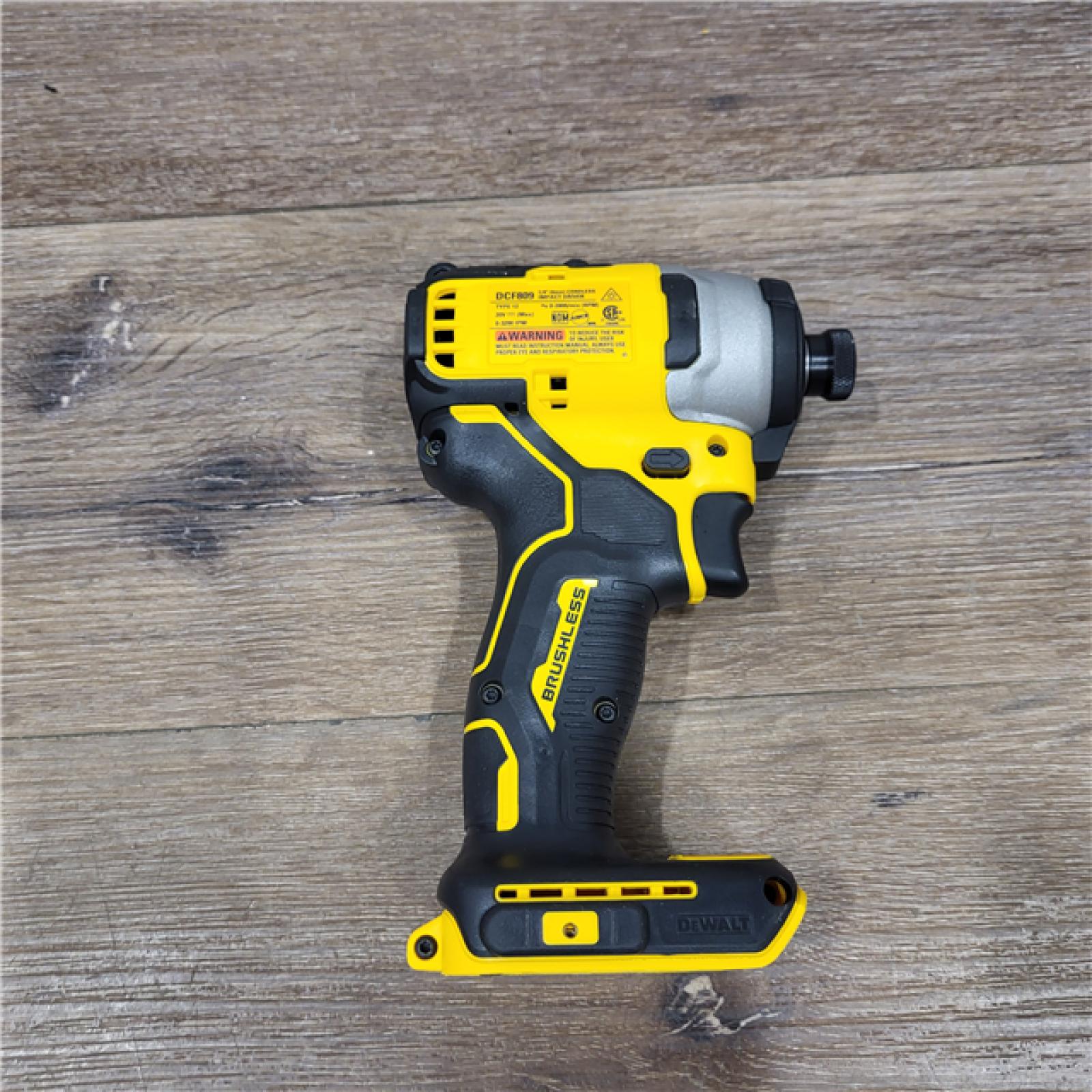 AS-IS DEWALT ATOMIC 20V MAX Lithium-Ion Brushless Cordless Compact 1/4 Impact Driver Kit