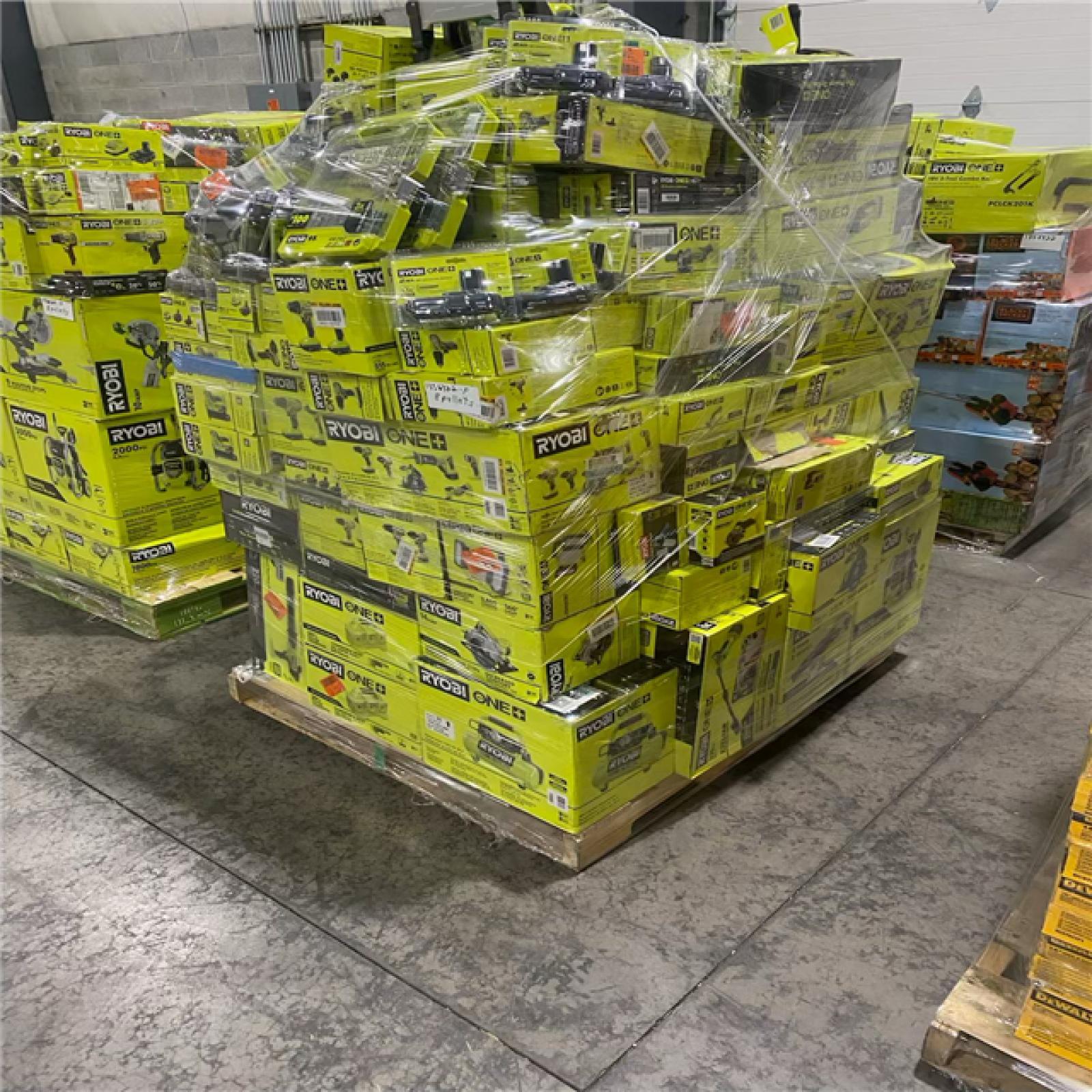 Pittston Location As-Is Power Tools Partial Truckload (8 pallets) 1356322-F