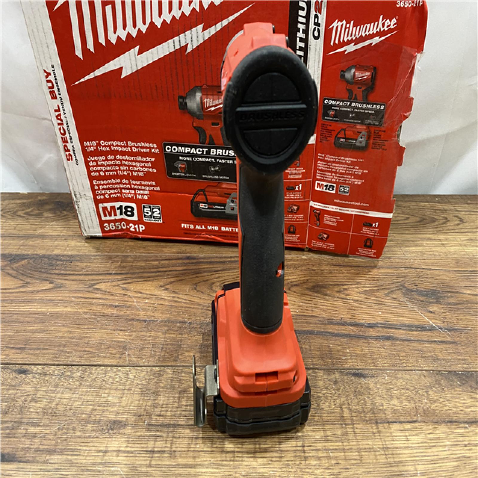 AS IS Milwaukee M18 Compact Brushless 1/4  Hex Impact Driver Kit