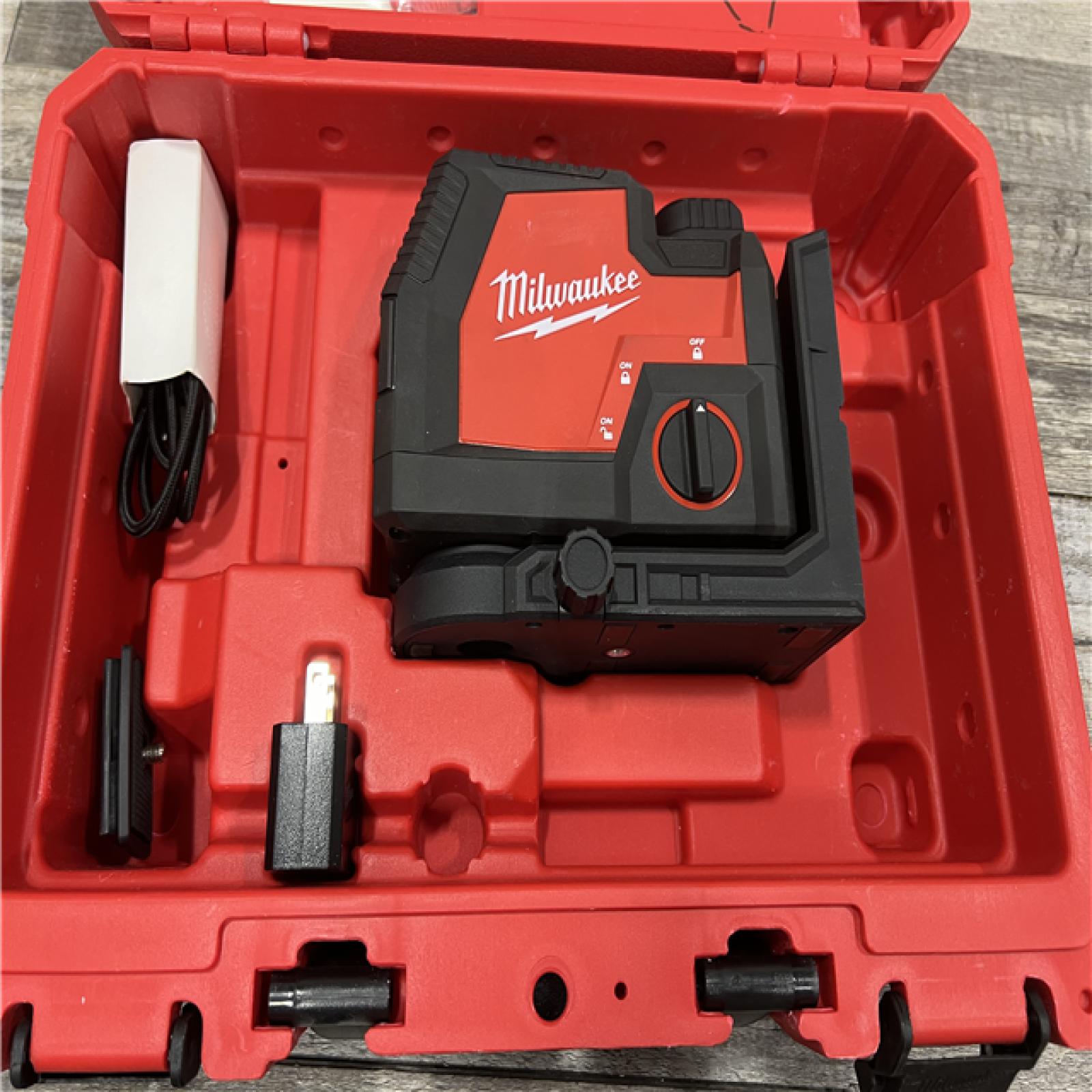 AS-IS MILWAUKEE 100 Ft. REDLITHIUM Lithium-Ion USB Green Rechargeable Cross Line Laser Level with Charger