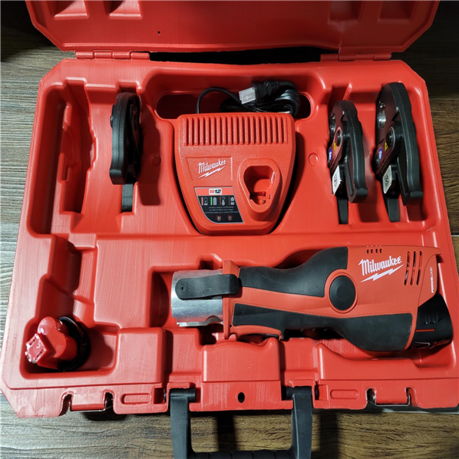 CALIFORNIA AS-IS MILWAUKEE M12 FORCE LOGIC PRESS TOOL 1/2-1 KIT