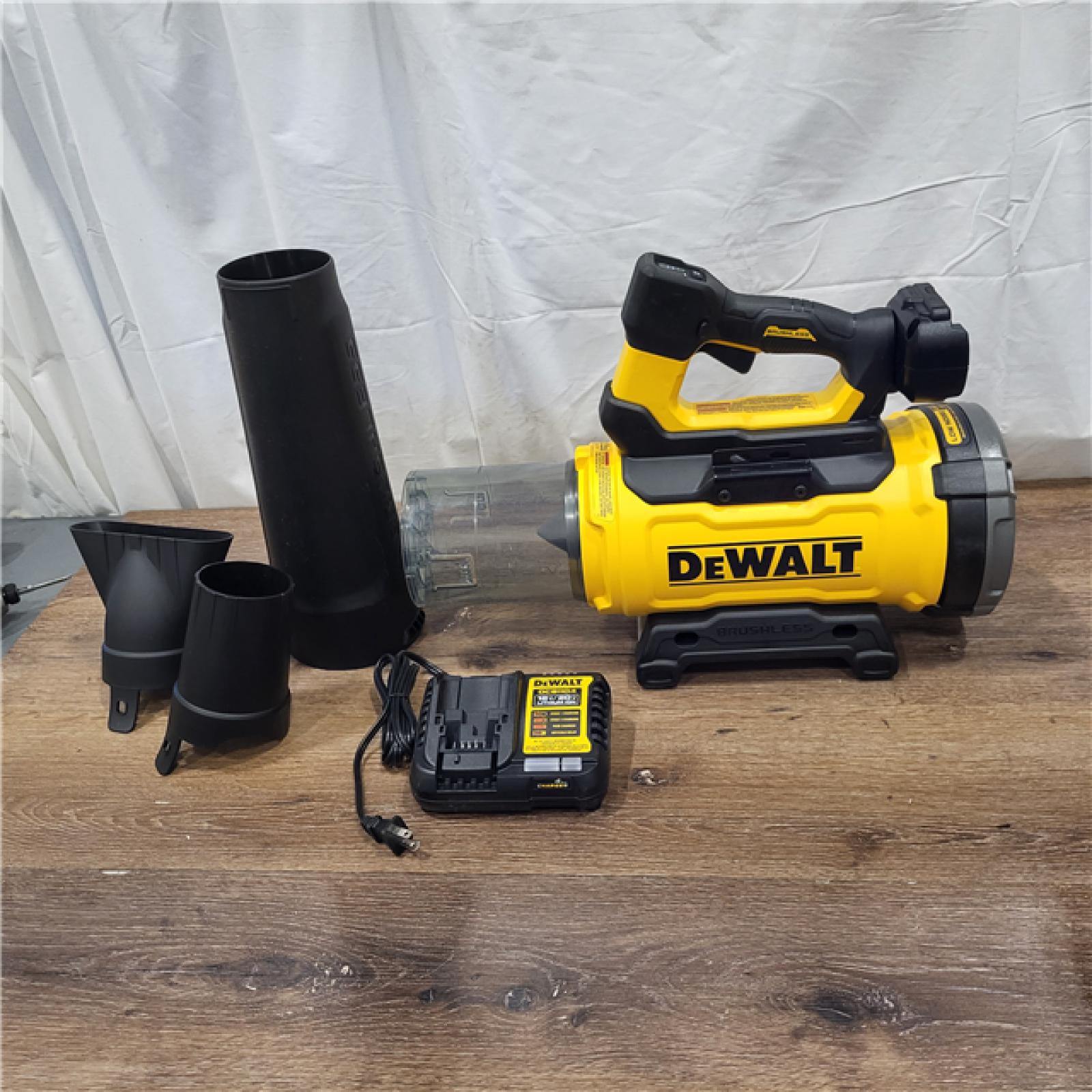 AS IS FLEXVOLT 60V MAX 160 MPH 760 CFM Brushless Cordless Battery Powered Blower Kit W/ (1) FLEXVOLT 4 Ah Battery and Charger