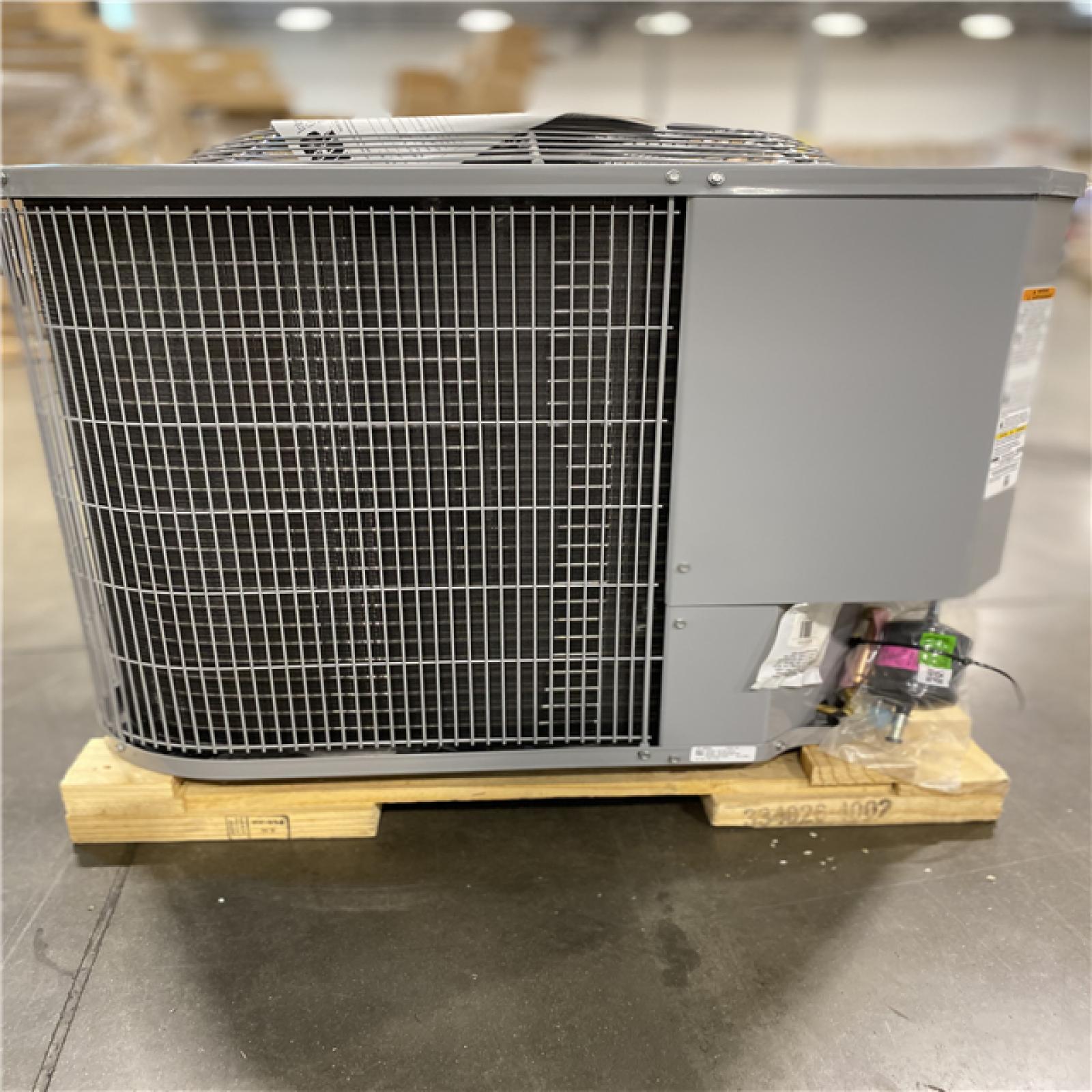 DALLAS LOCATION - Smartcomfort® by Carrier 3 Ton 14 SEER Heat Pump - 2022 Model - Northern States