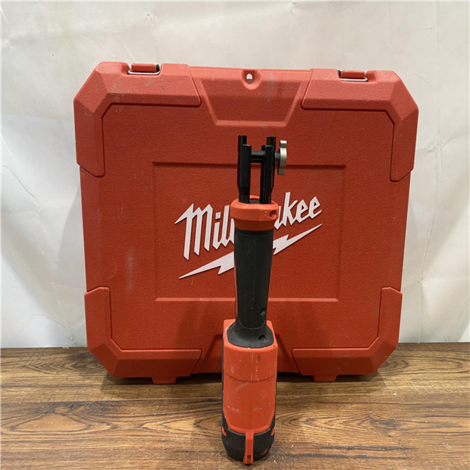 AS-IS M18 18V Lithium-Ion Cordless Short Throw Press Tool Kit with 3 PEX Crimp Jaws (2) 2.0 Ah Batteries and Charger