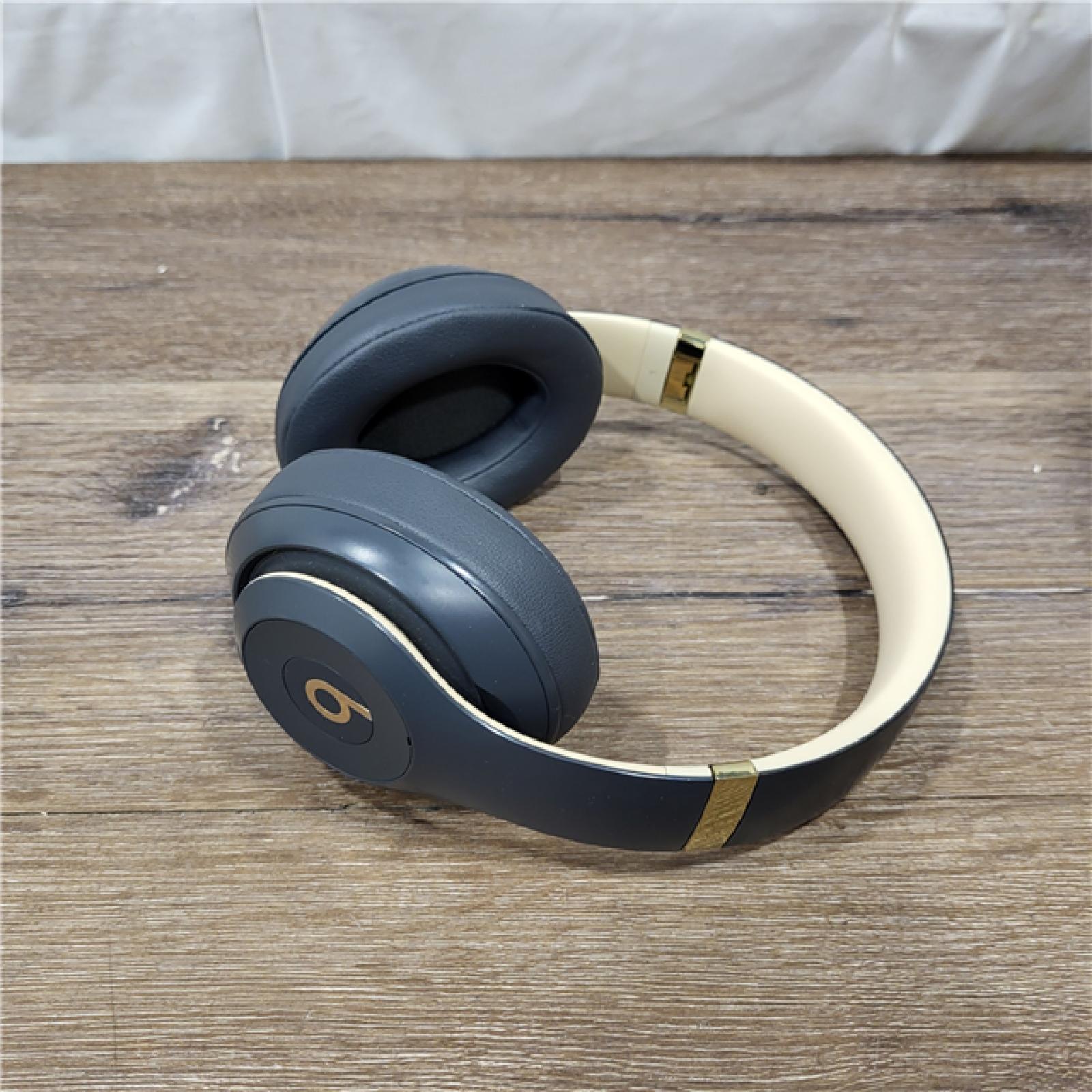 AS-IS Beats Studio Pro - Wireless Noise Cancelling Over-the-Ear Headphones - Black & Gold