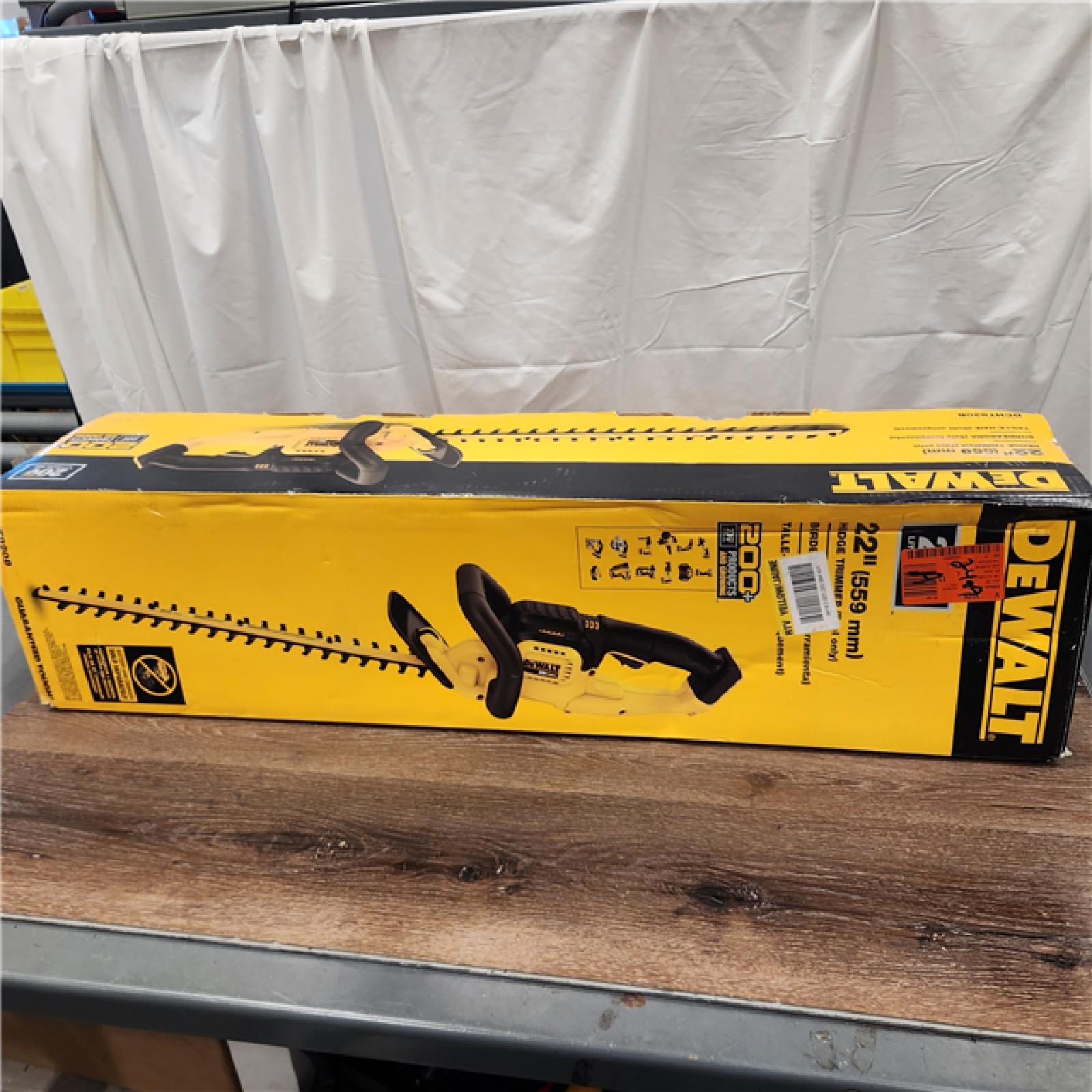 AS-IS Dewalt 20V MAX Lithium Ion Hedge Trimmer Bare Tool Only