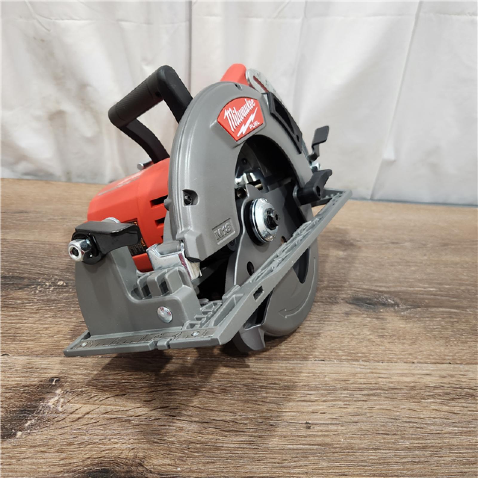 AS-IS Milwaukee 2830-20 Rear Handle Circular Saw M18 FUEL 7-1/4  Cordless Brushless Tool Only