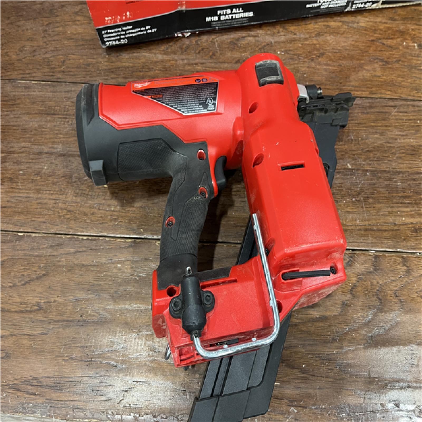 AS-ISRestored Milwaukee 2744-20 M18 FUEL 3-1/2 in. 18-Volt 21-Degree Lithium-Ion Brushless Cordless Framing Nailer (Tool-Only) (Refurbished)