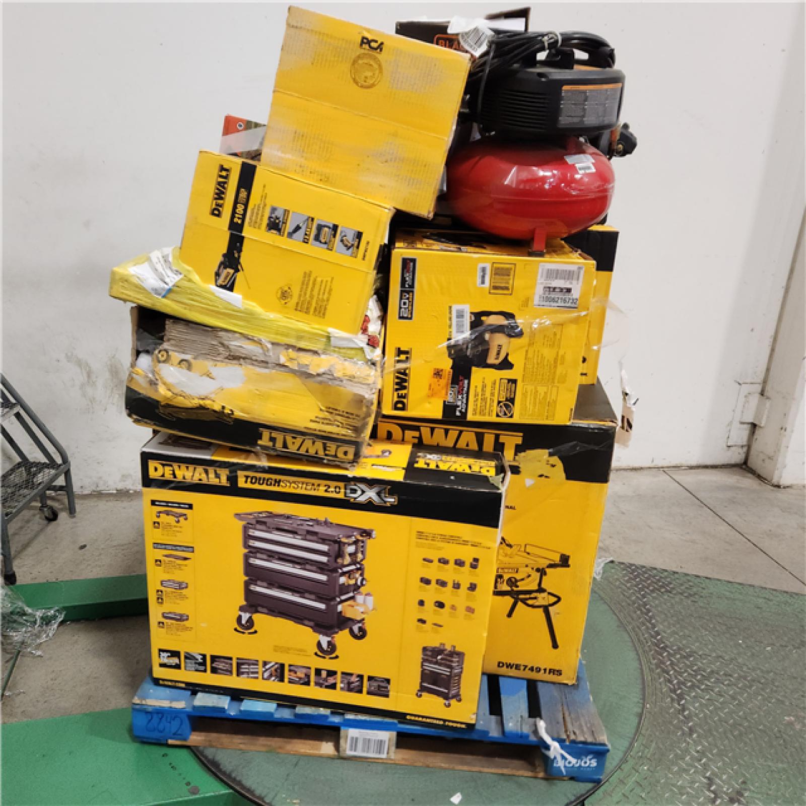 Dallas Location - As-Is DEWALT Tool Pallet