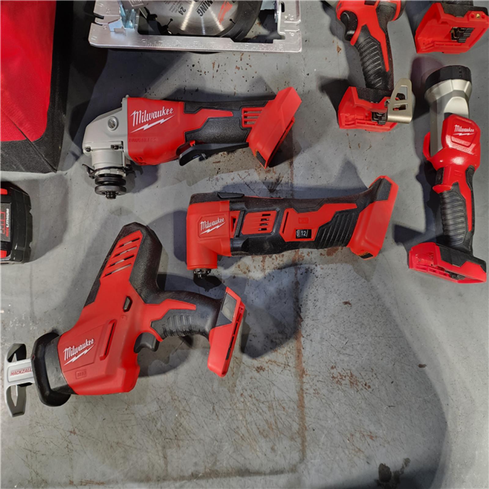 HOUSTON LOCATION - AS-IS MILWAUKEE 7 TOOL COMBO KIT W/ (2) 3.0 AH BATTERY, TOOL BAG & CHARGER