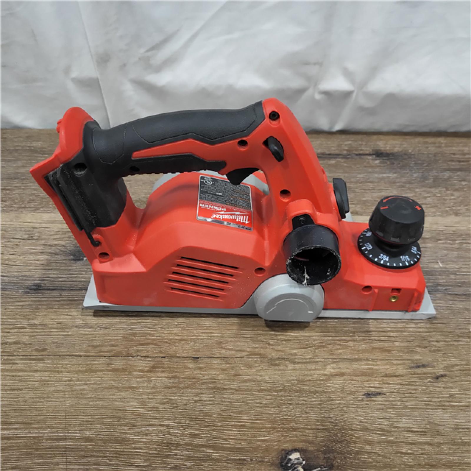 AS-IS Milwaukee M18 18-Volt Lithium-Ion Cordless 3-1/4 in. Planer (Tool-Only)