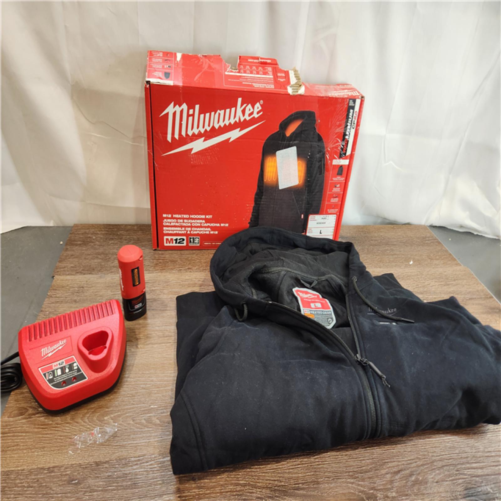 AS-IS Milwaukee Men's Large M12 12-Volt Lithium-Ion Cordless Black Heated Jacket Hoodie Kit