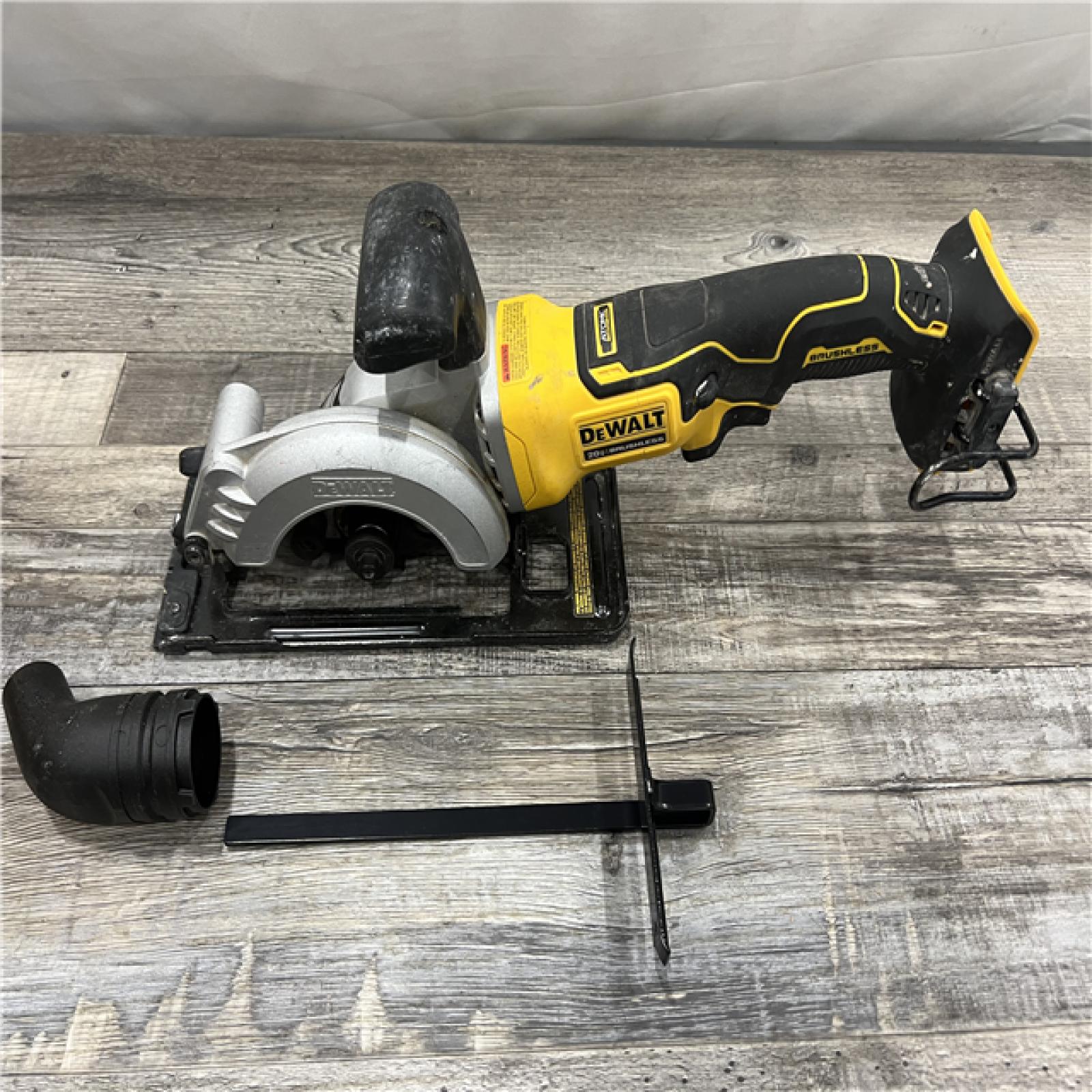 AS-IS DEWALT ATOMIC 20V MAX Cordless Brushless 4-1/2 in. Circular Saw (Tool Only)