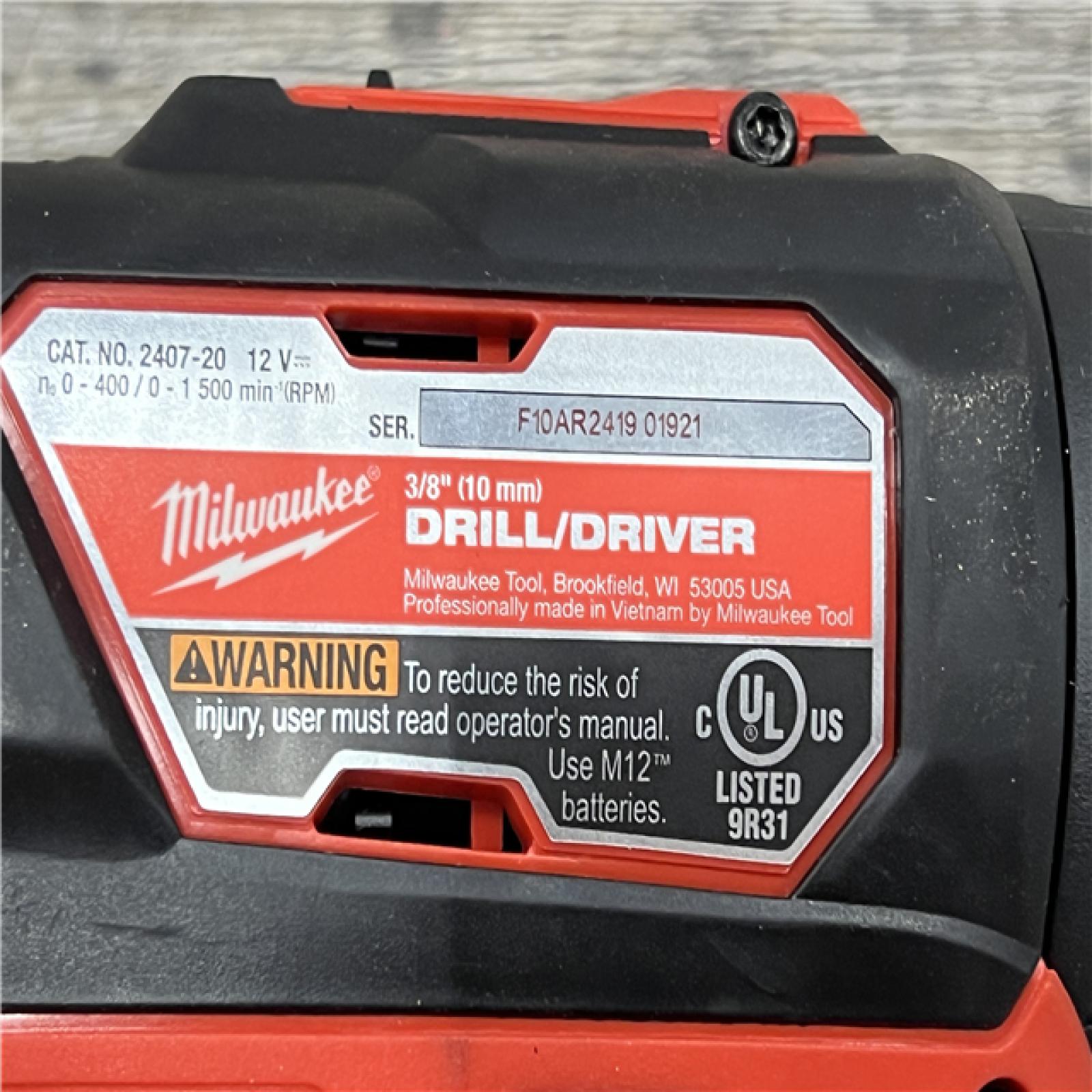 AS-IS MILWAUKEE M12 12V Lithium-Ion Cordless Drill Driver/Impact Driver Combo Kit with Two 1.5Ah Batteries, Charger and Bag (2-Tool)