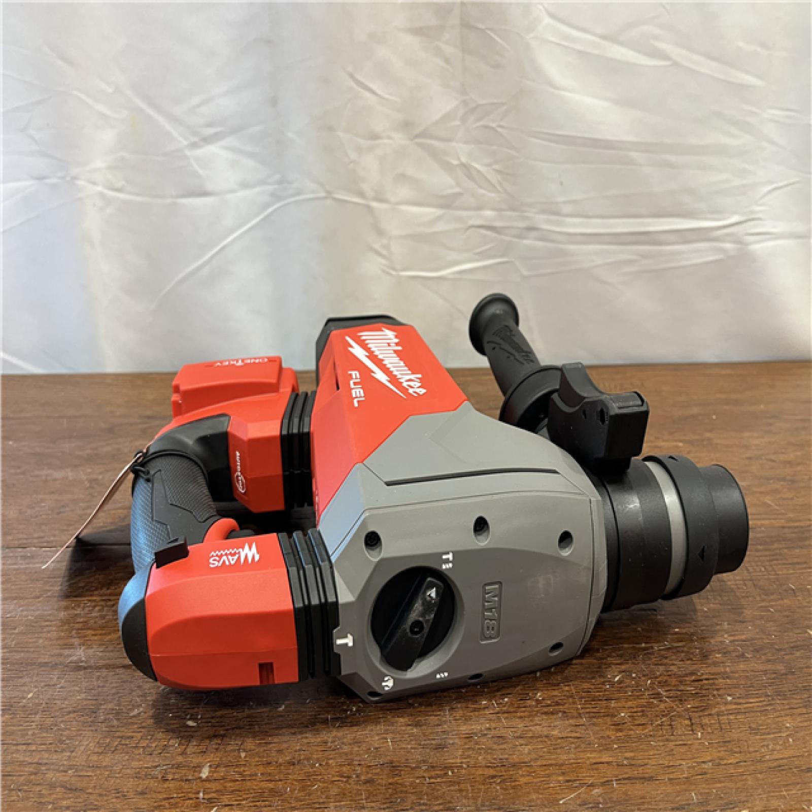 AS-ISMilwaukee 2915-20 M18 FUEL 18-Volt Lithium-Ion Brushless Cordless SDS-Plus 1-1/8 in. Rotary Hammer Drill (Tool-Only)