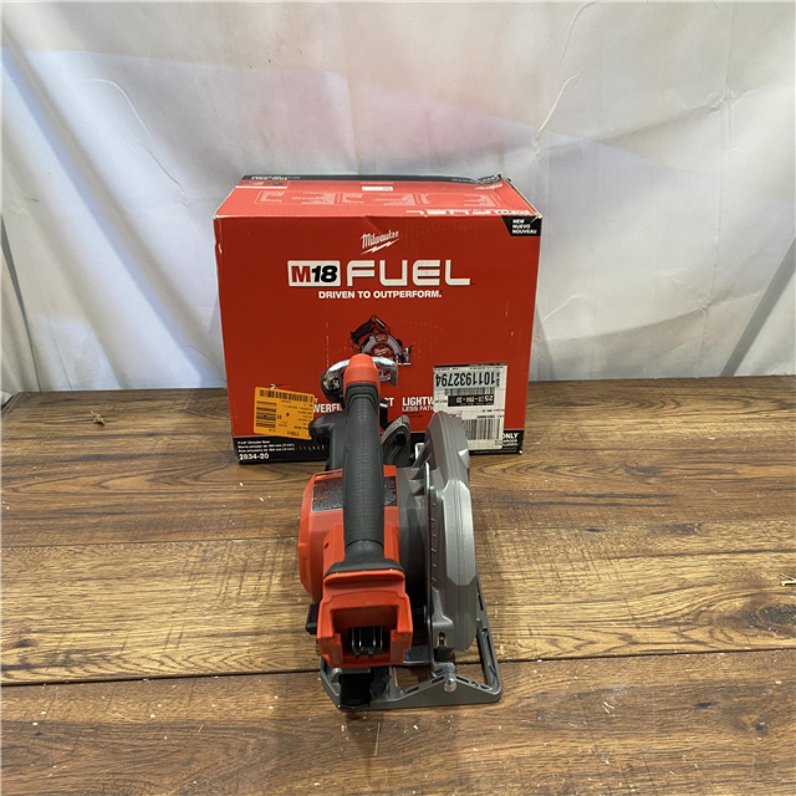 AS IS Milwaukee M18 FUEL 18V Lithium-Ion Brushless Cordless 7-1/4 in. Circular Saw (Tool-Only)