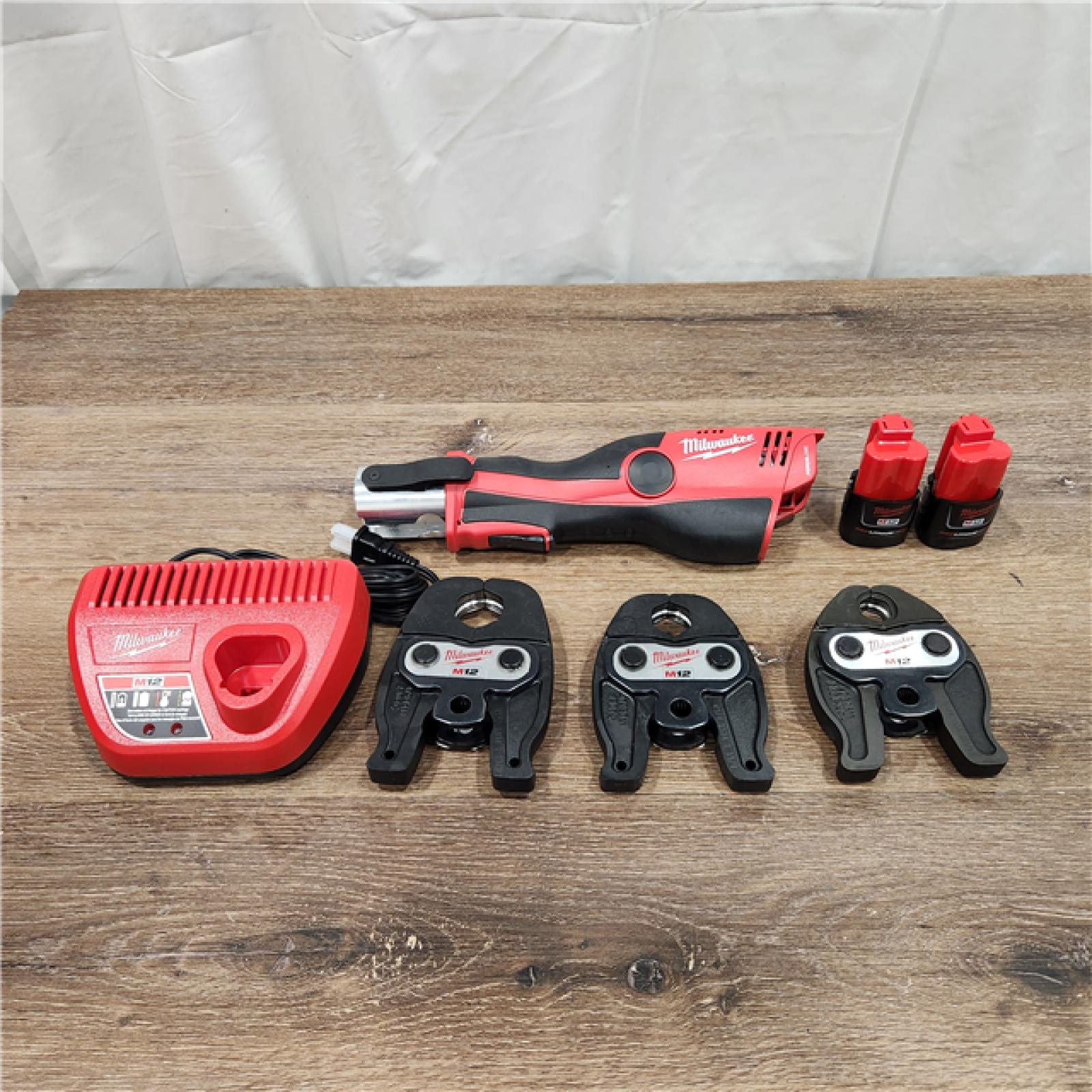 AS-IS Milwaukee M12 Force Logic Cordless Press Tool Kit with (3) Jaws