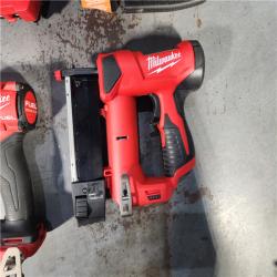 HOUSTON LOCATION - AS-IS MIWAUKEE 3 TOOL COMBO KIT W/ (2) BATTERY & CHARGER