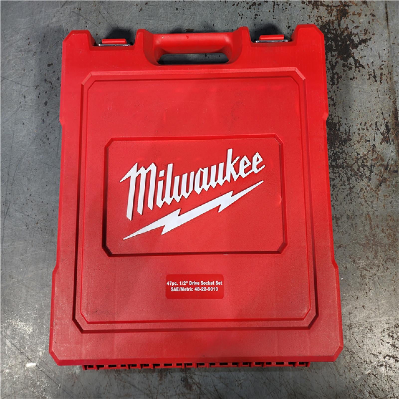 HOUSTON LOCATION - AS-IS (APPEARS LIKE NEW) Milwaukee 1/2 in. Drive SAE/Metric Ratchet and Socket Mechanics Tool Set (47-Piece)