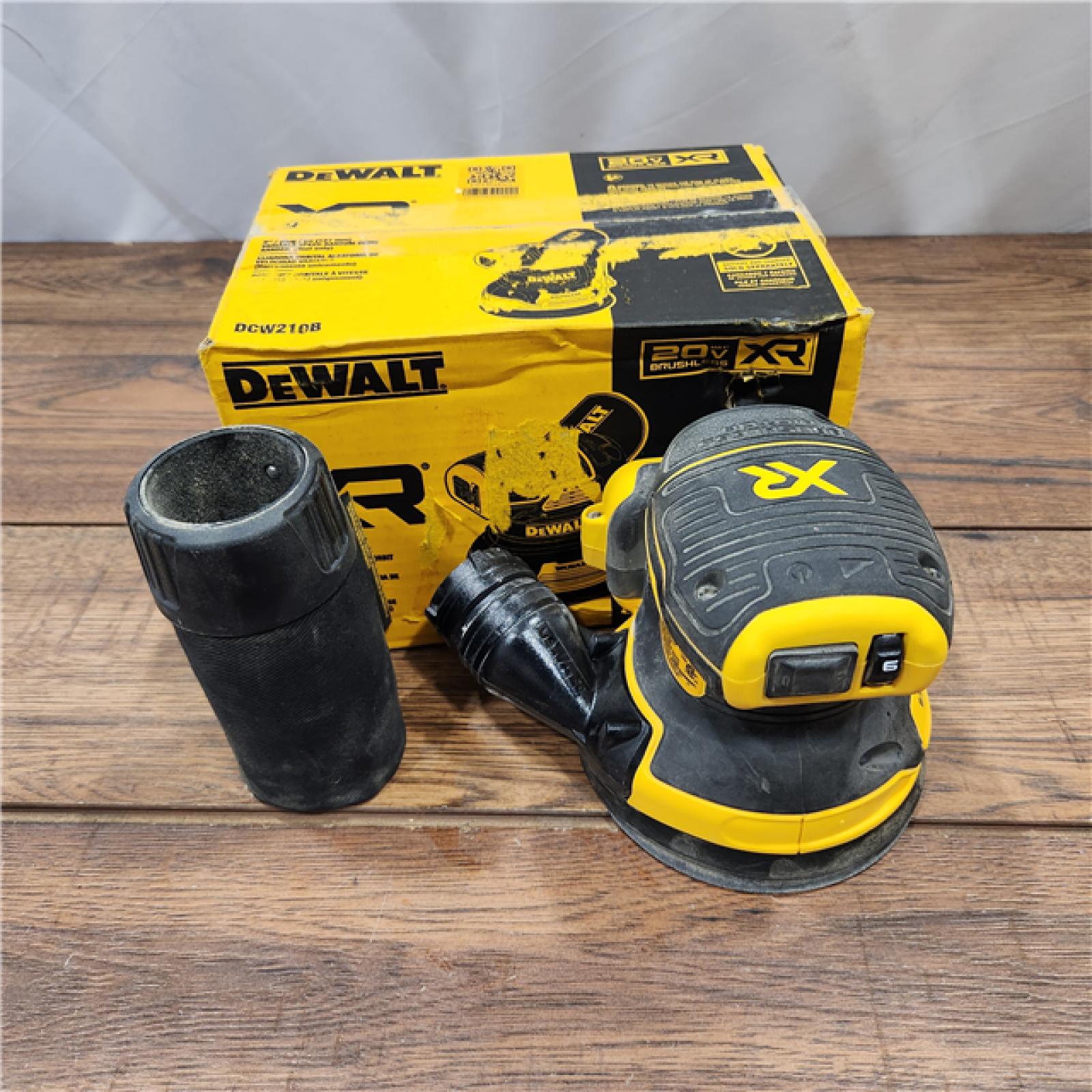 AS-IS 20V MAX XR Cordless Brushless 5 in. Random Orbital Sander (Tool Only)