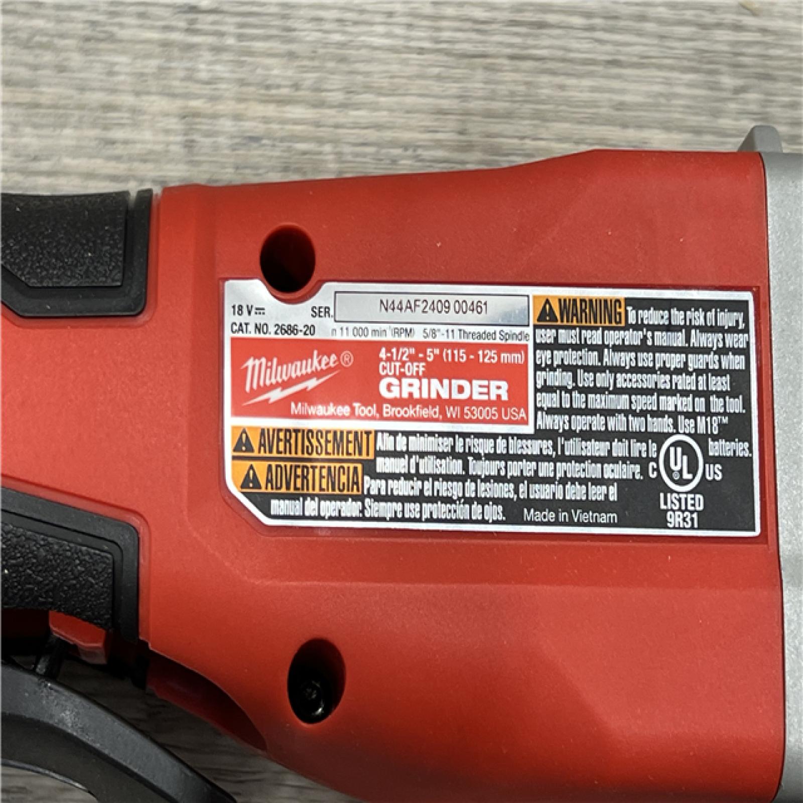 AS-IS Milwaukee 2686-20 18V Cordless 4.5 /5  Grinder W/ Paddle Switch (Tool Only)