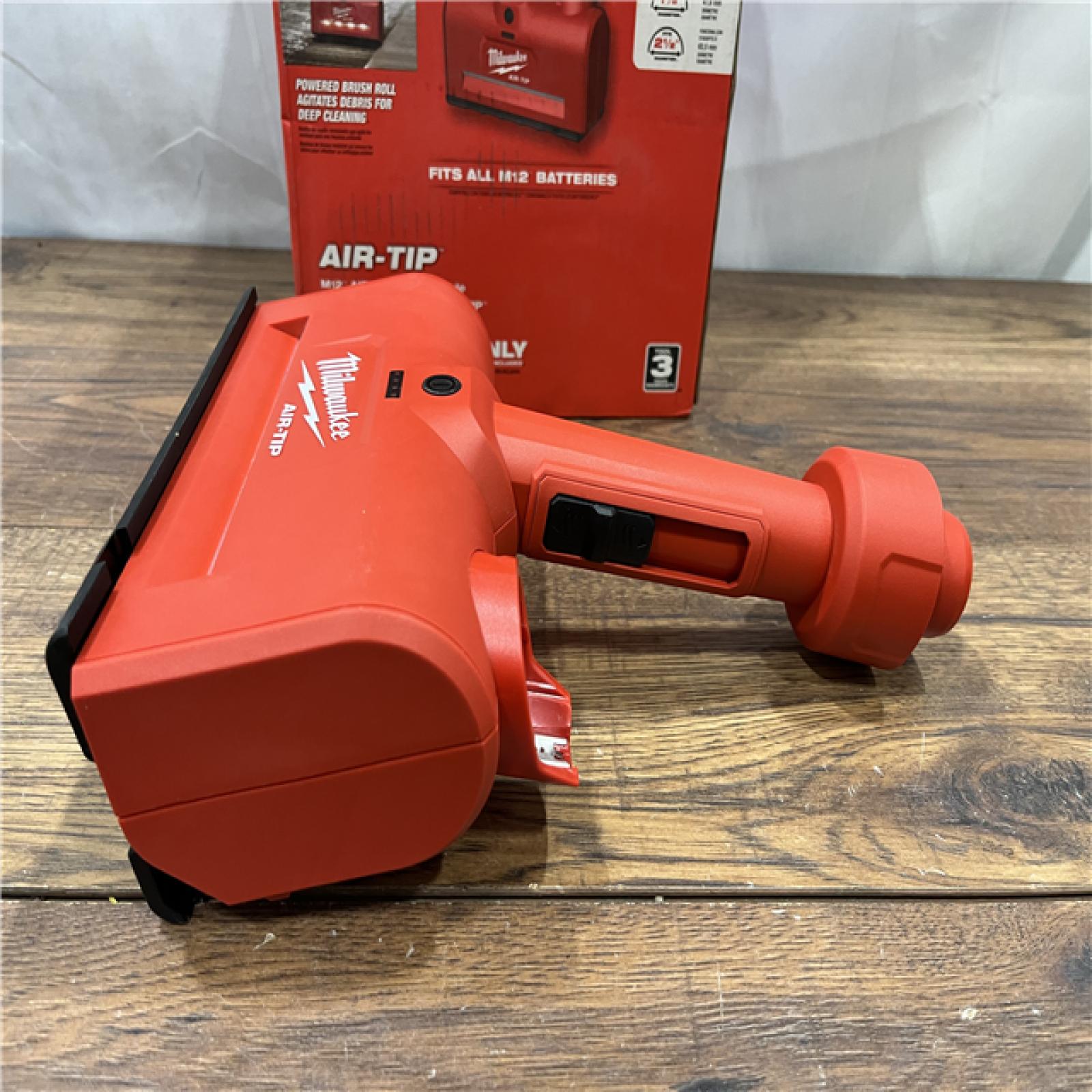 AS IS Milwaukee M12 Air-Tip Utility Nozzle