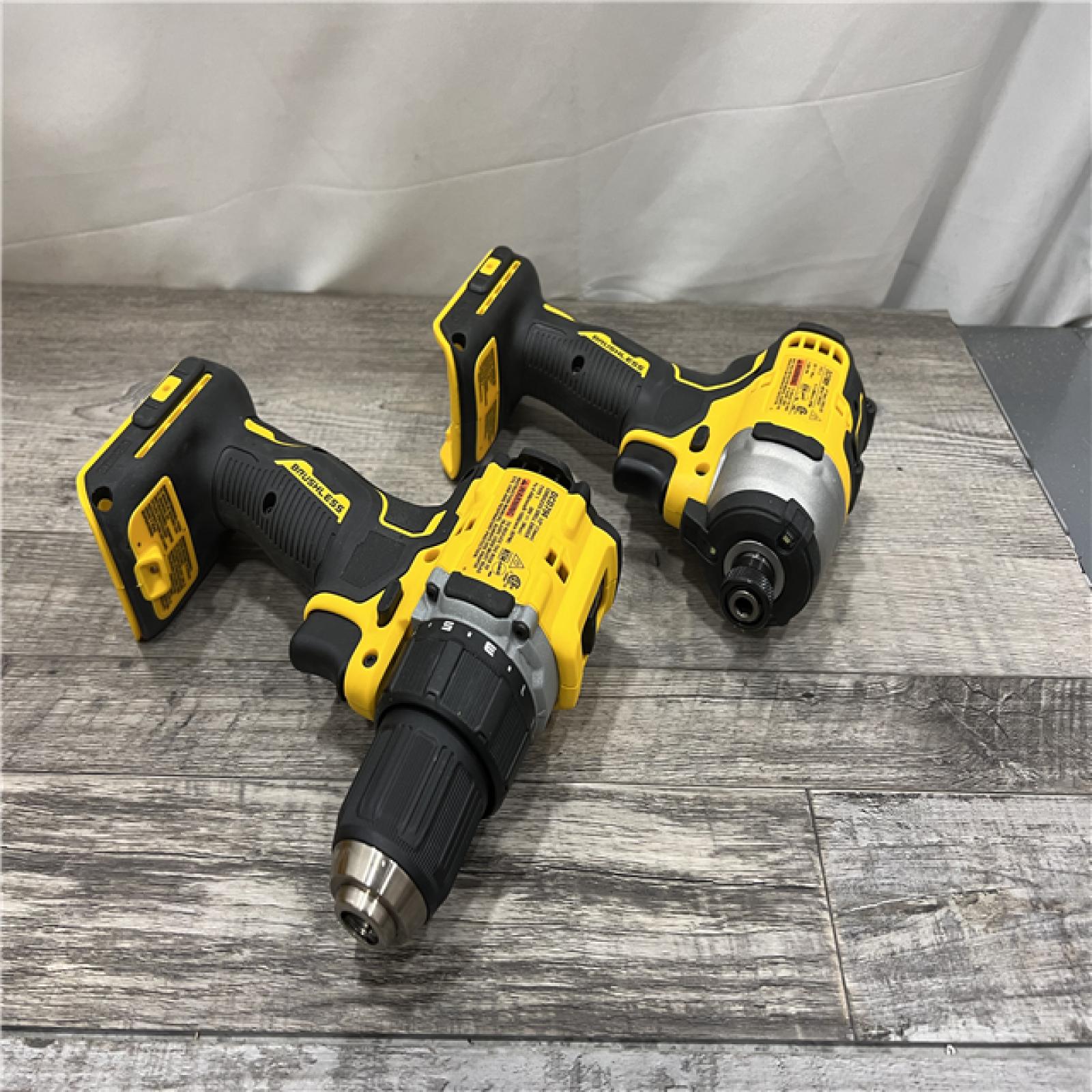 AS-IS DEWALT ATOMIC 20-Volt MAX Lithium-Ion Cordless Combo Kit (2-Tool) with (2) 2.0Ah Batteries, Charger and Bag