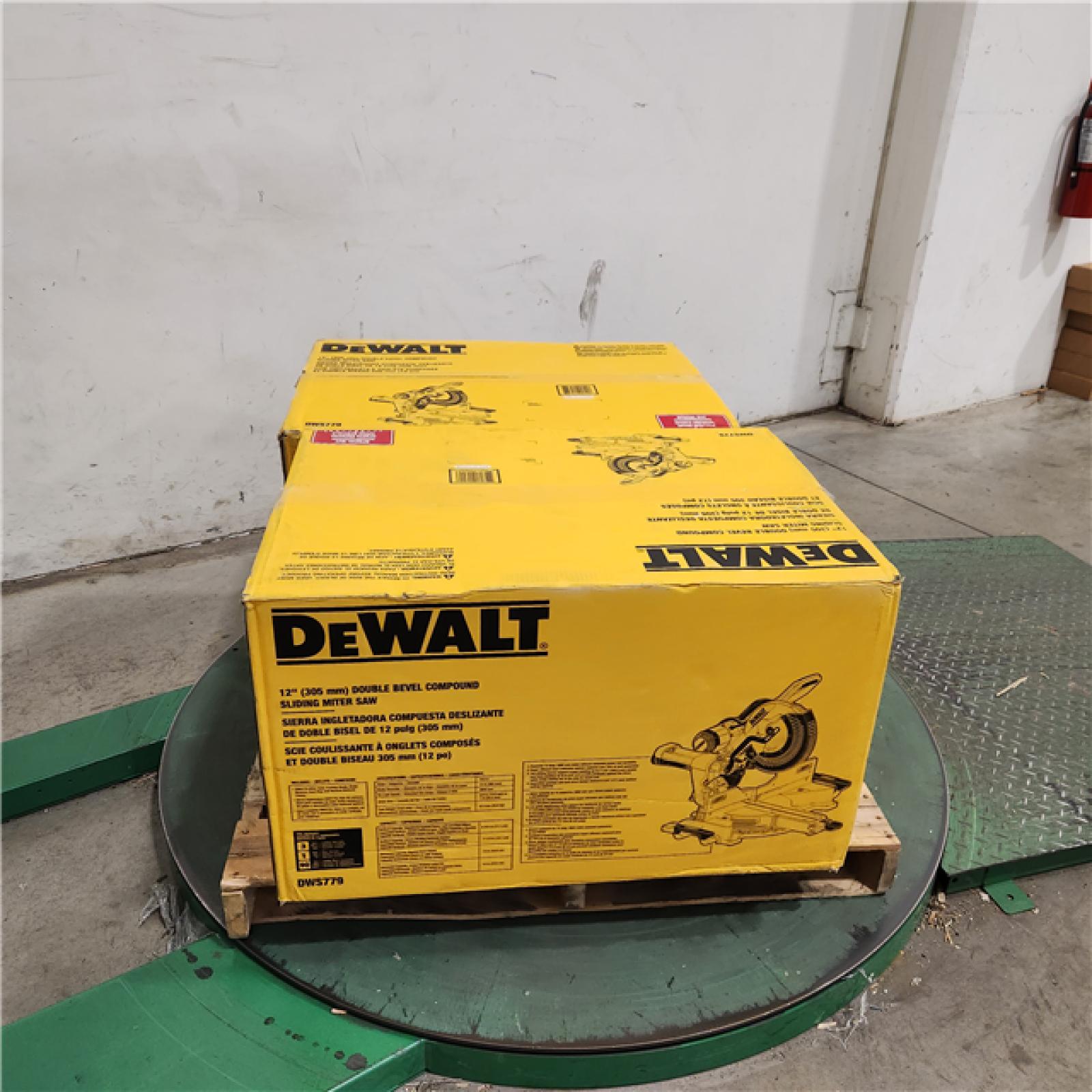 Dallas Location - As-Is DEWALT 12 in. Double-Bevel Sliding Compound Miter Saw (Lot Of 2)