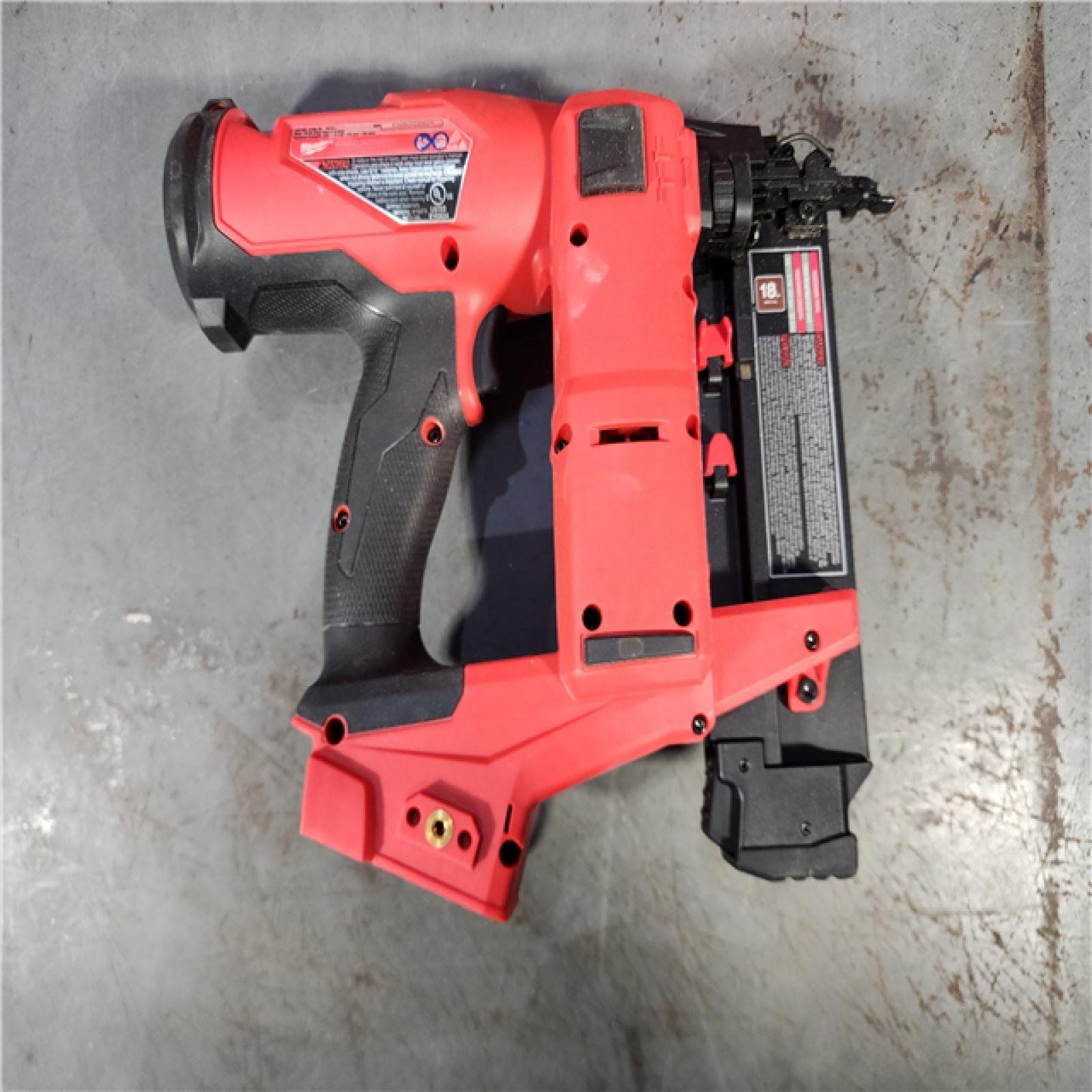 HOUSTON LOCATION - AS-IS Milwaukee M18 Fuel 18V Brushless 18-Gauge Brad Nailer 2746-20 (Bare Tool)