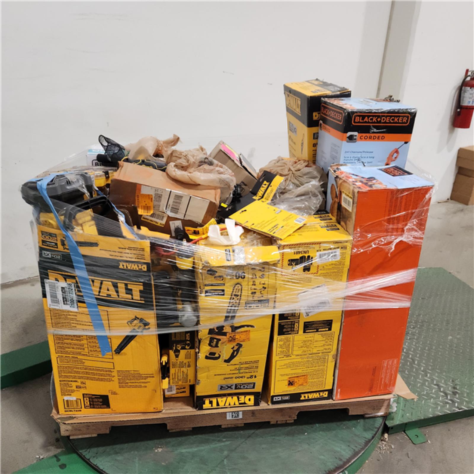 Dallas Location - As-Is DEWALT Tool Pallet